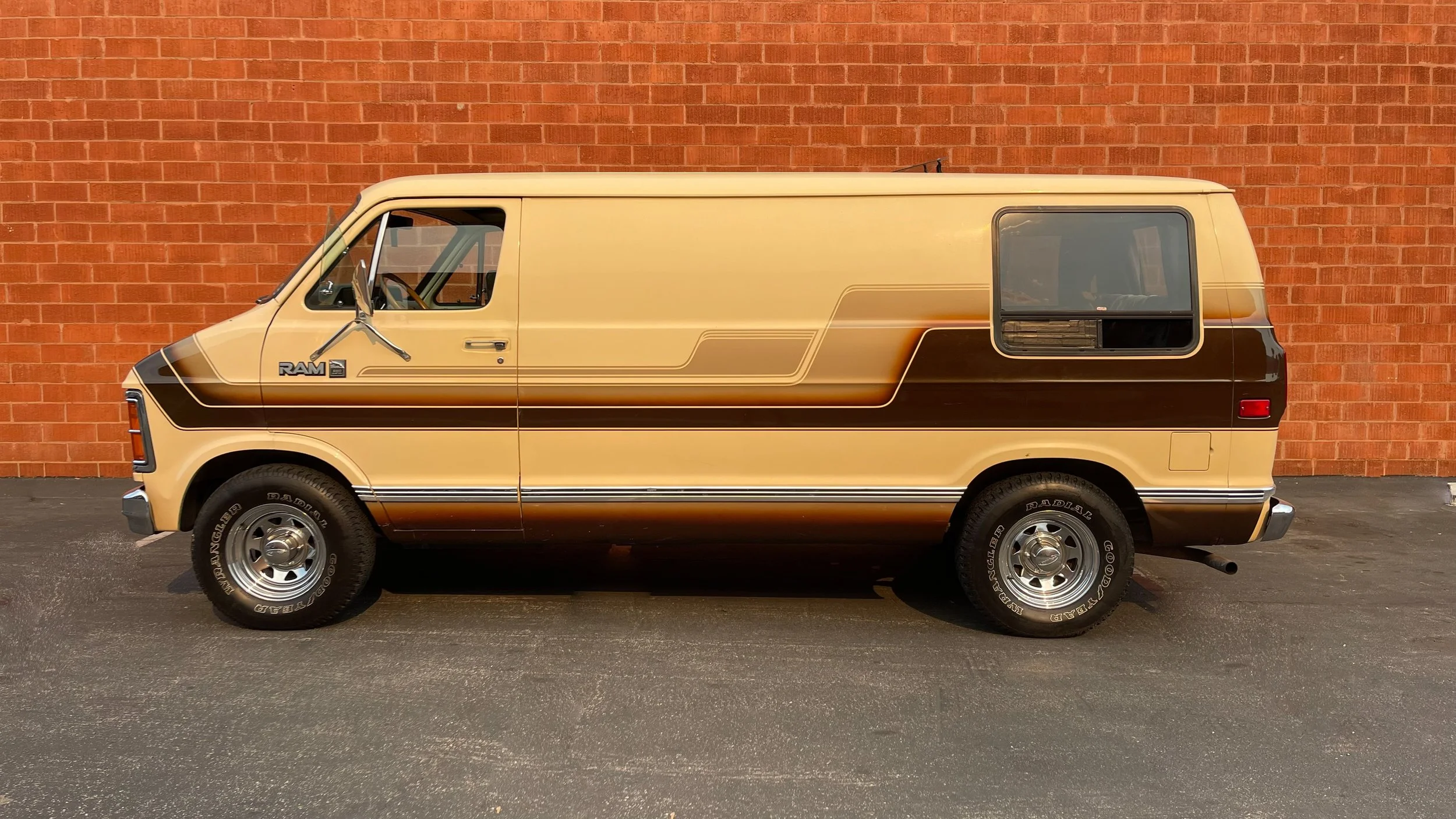 1985 Dodge Conversion Van