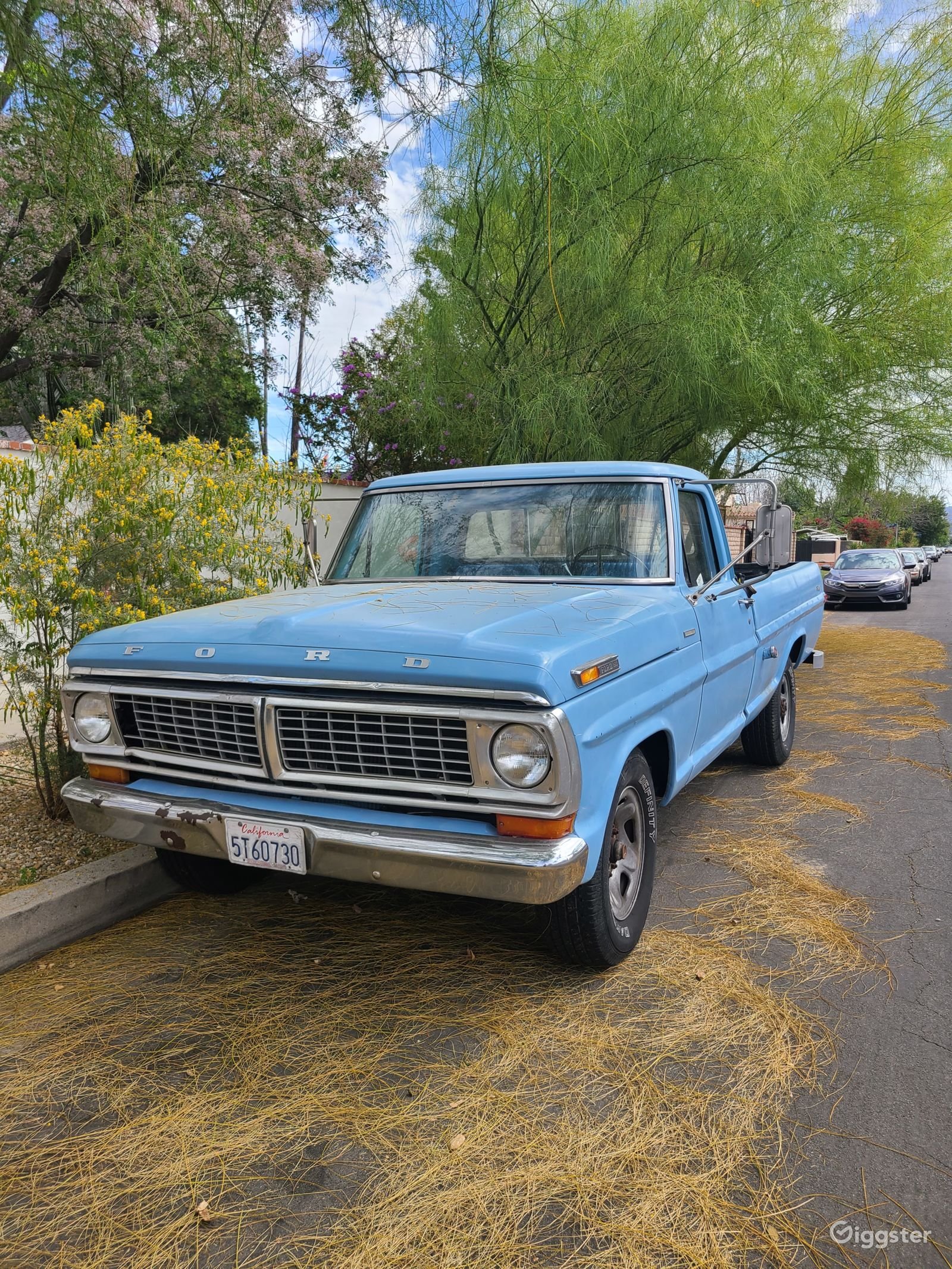 1971-ford-f-250-big-boy-in-san-fernando-valley-01.jpg