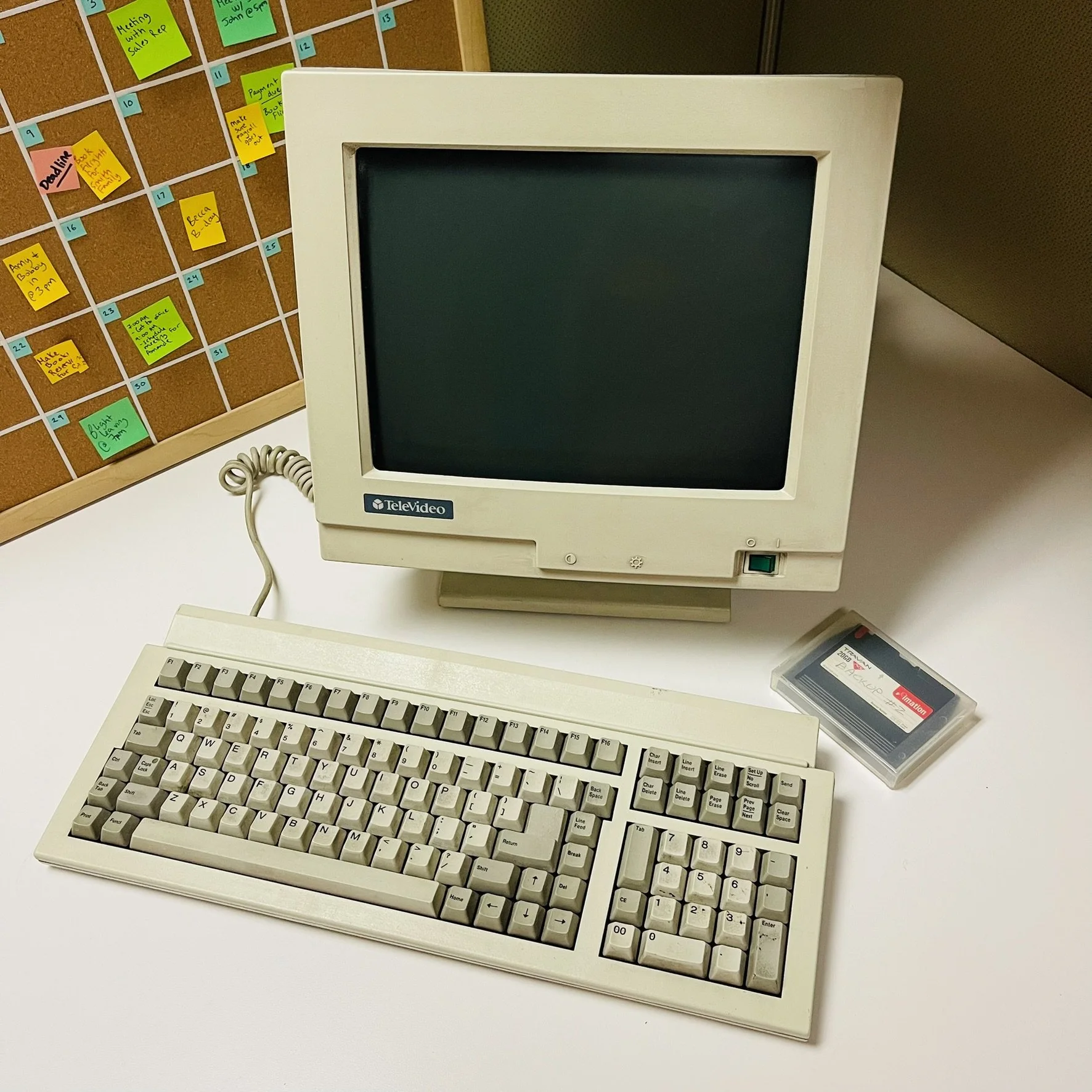 DC92 Computer w Keyboard.JPEG