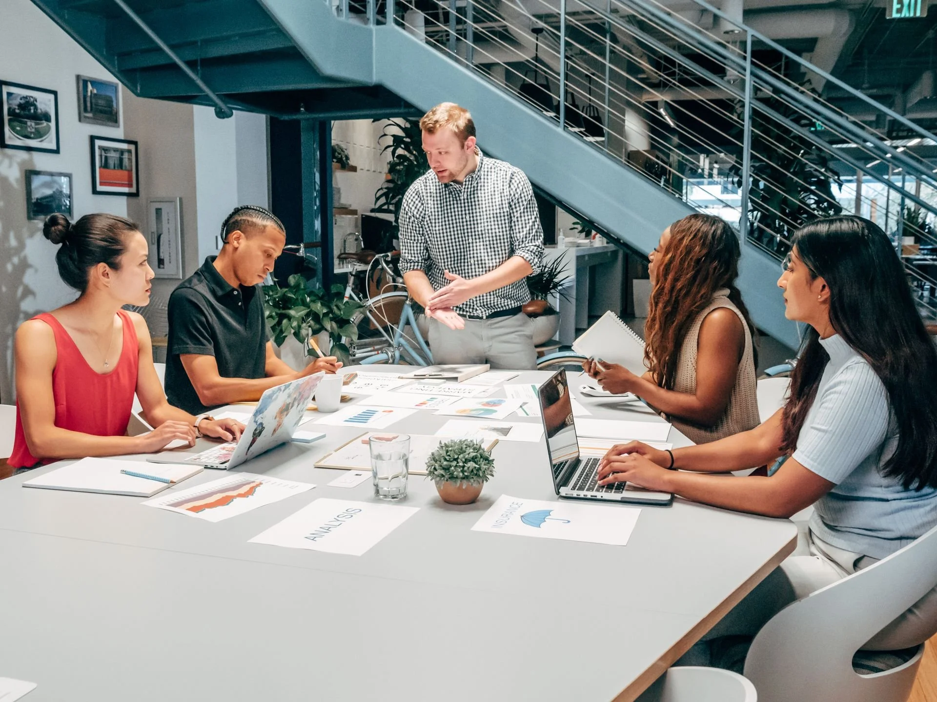 How an Employee Engagement Keynote Speaker Can Help Unlock Untapped Potential?