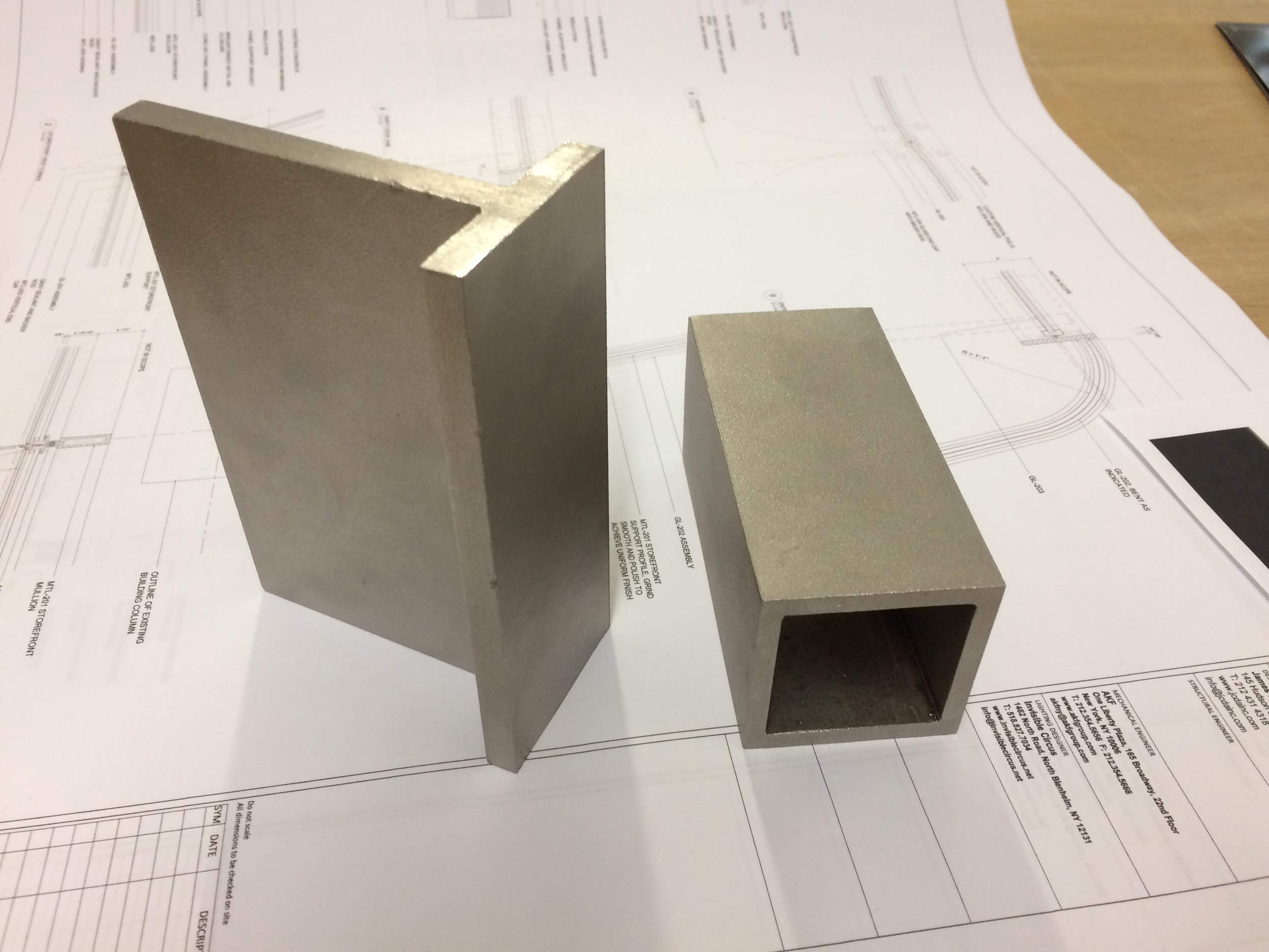 structural element that holds up glass bead blasted stainless steel mullion