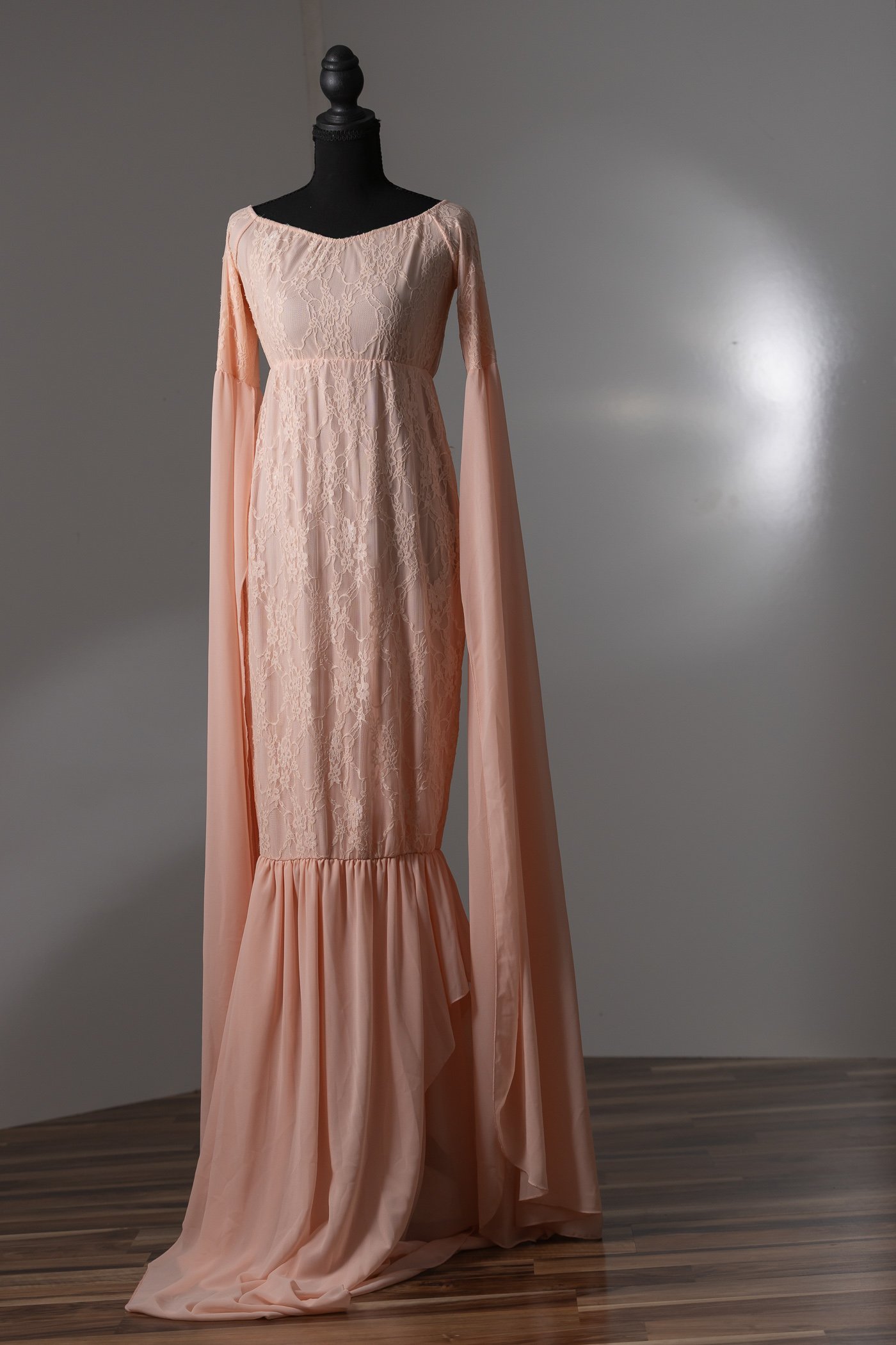 ALW Maternity Closet-Blush Lace Mermaid Gown.jpg
