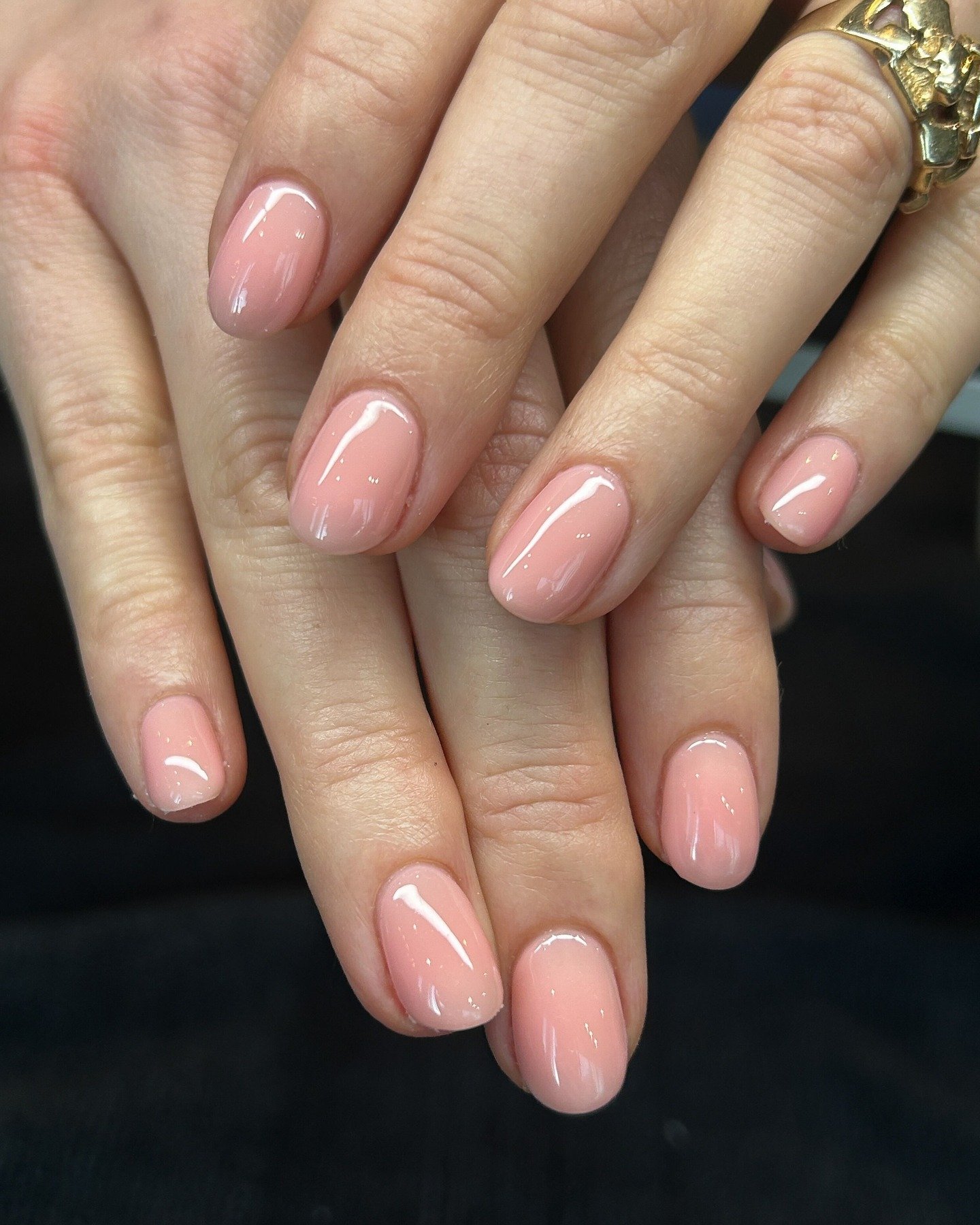 We crush a classic 💅

While art is fun and good for the 'gram, a basic nude mani is also our jam. 

We often hear people say that they're not sure our studio is right for them because they like to keep it simple but we actually lean hard into a simp