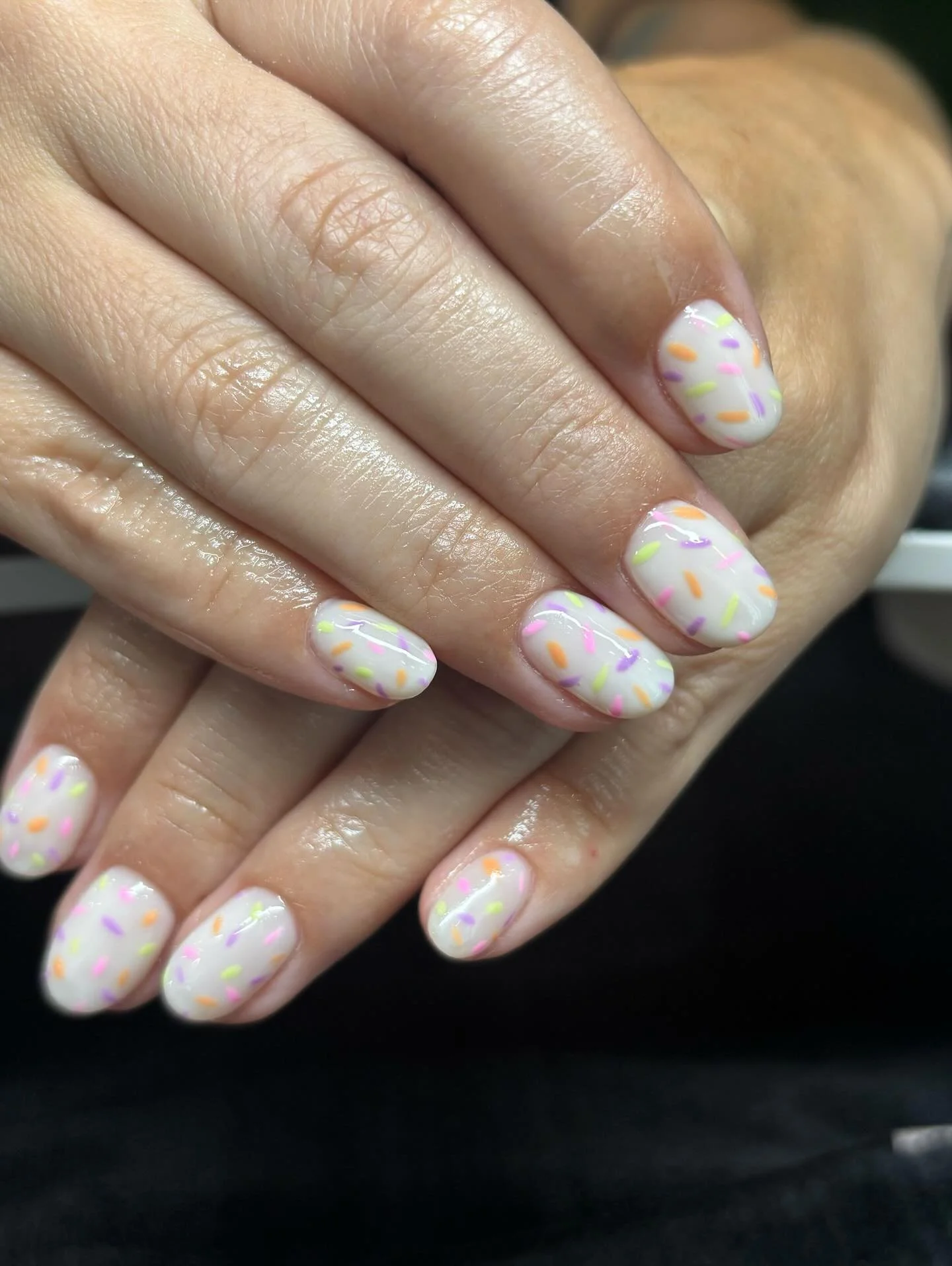 It&rsquo;s a fun-fetti Friday brought to you by &lsquo;Cureist Cailtyn! 🎉

#austin #austinsalon #austintx #atx #austinnailsalon #atxnails #austinnails #austinbach #austinbachelorette #eastaustin #bestofaustin