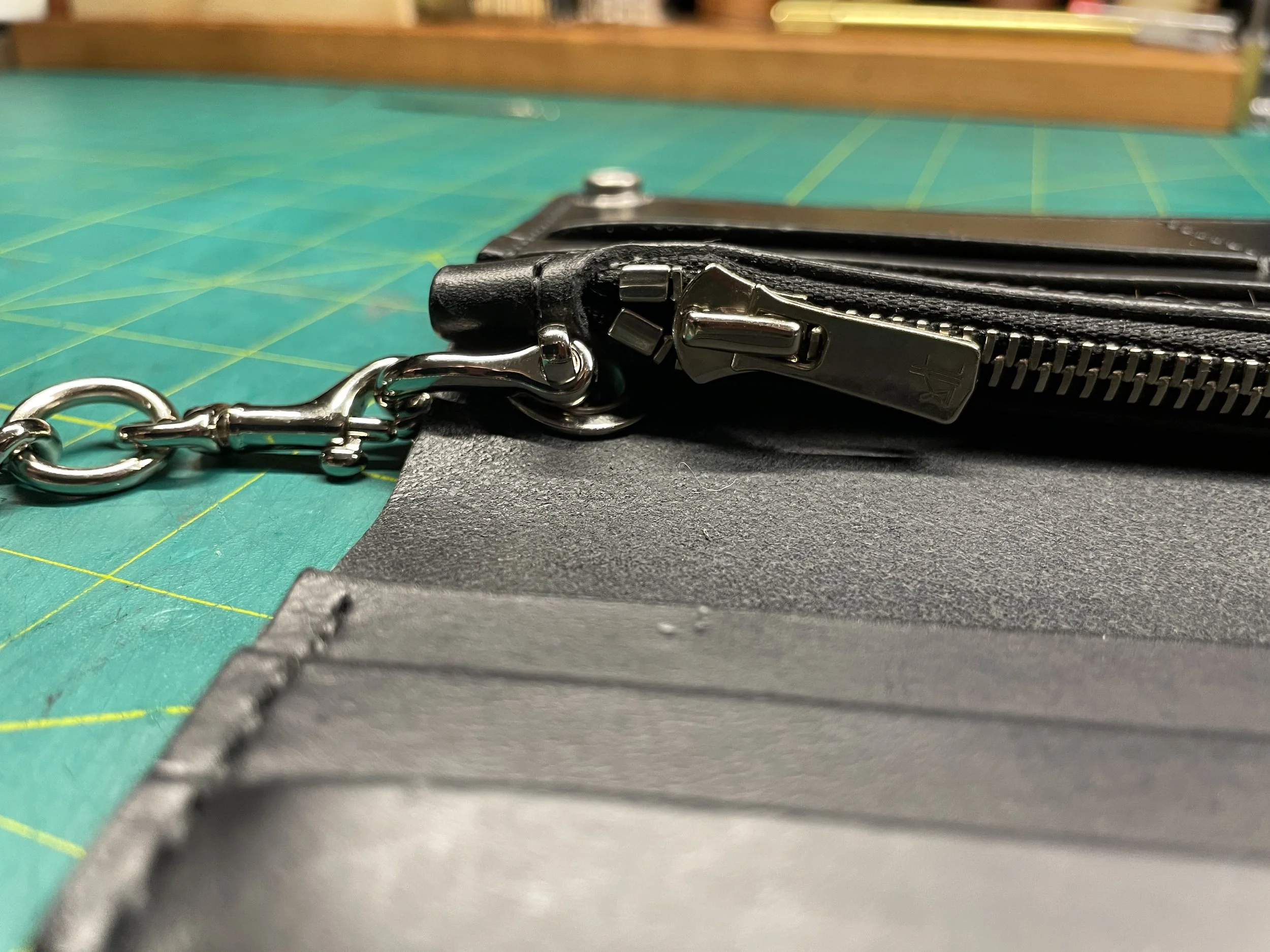 biker chain wallet black6.jpeg