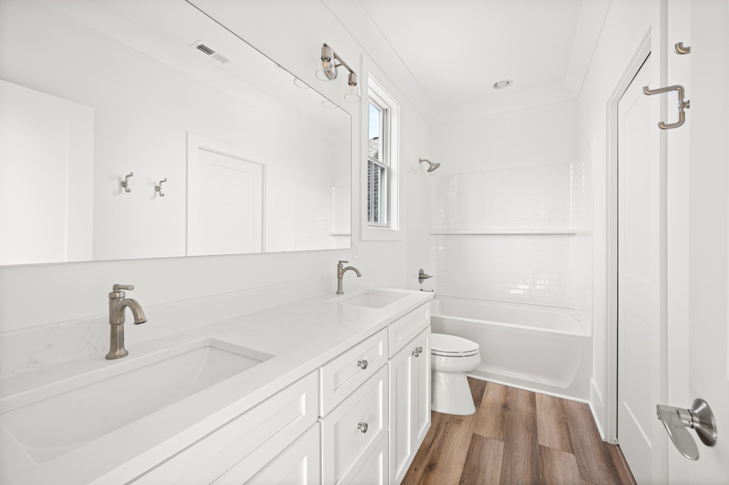 ad2512122-1091 (1).jpg