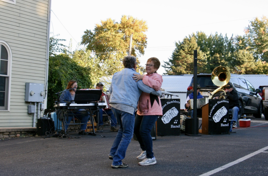 Henderson Lions Club _Music on Main_.png