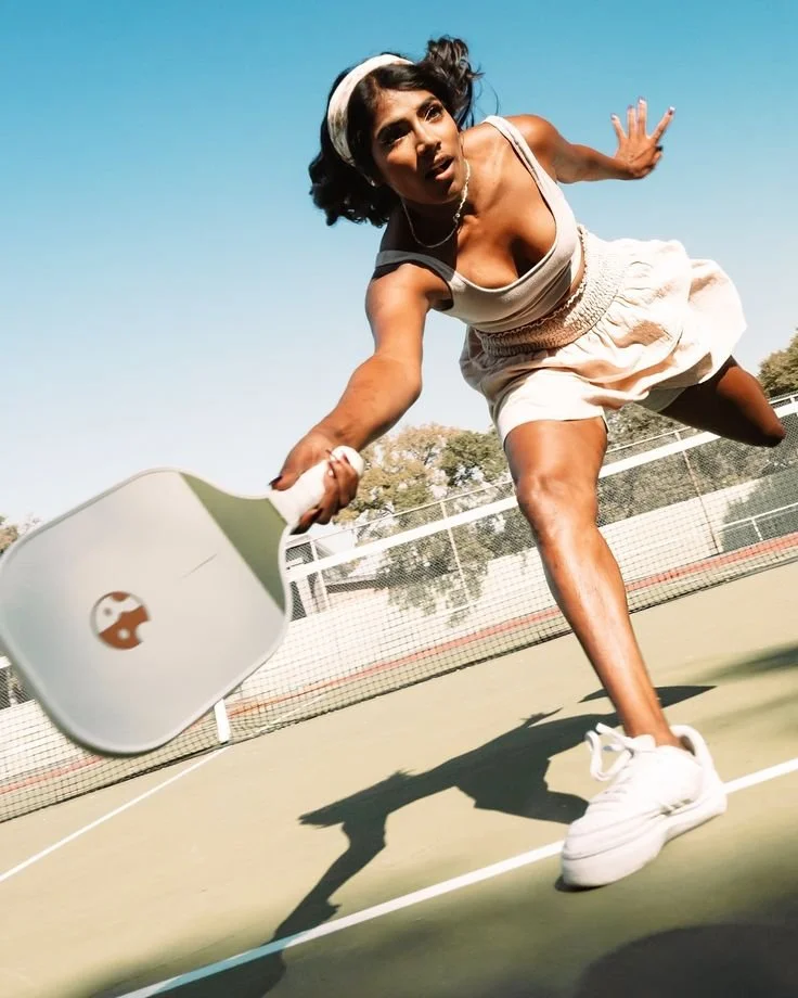 A world in motion is a world alive • • • 🏓….jpeg