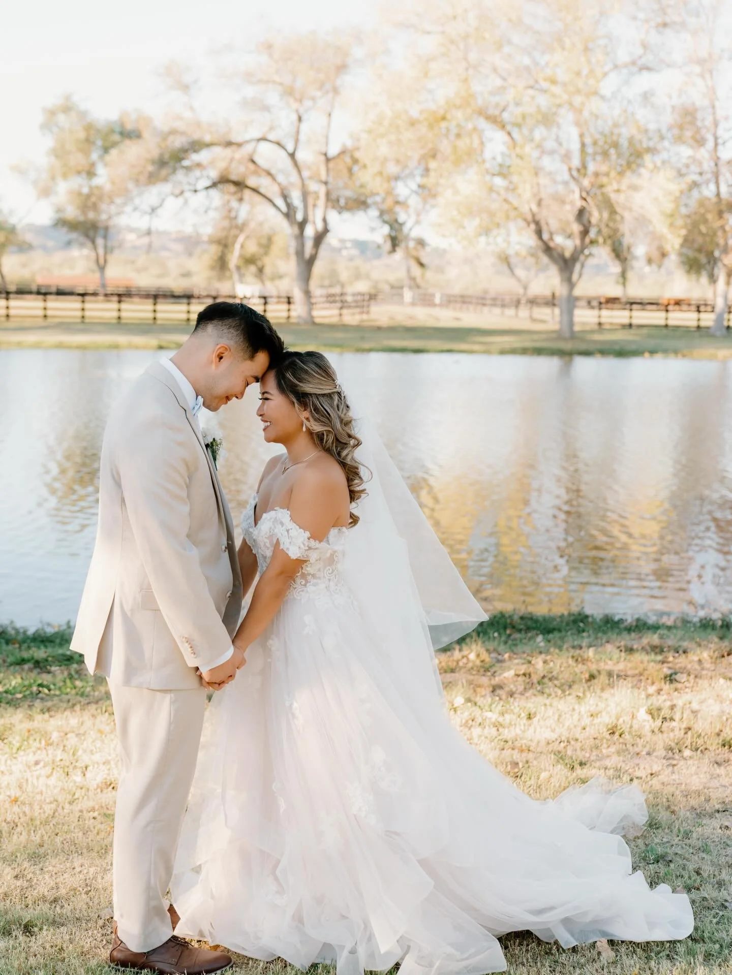 Moments like these are why thoughtful design and intentional timelines matter. So you can pause, breathe, and just be together.

Planner: @bellsandco.weddings 
Photographer: @blossom.media