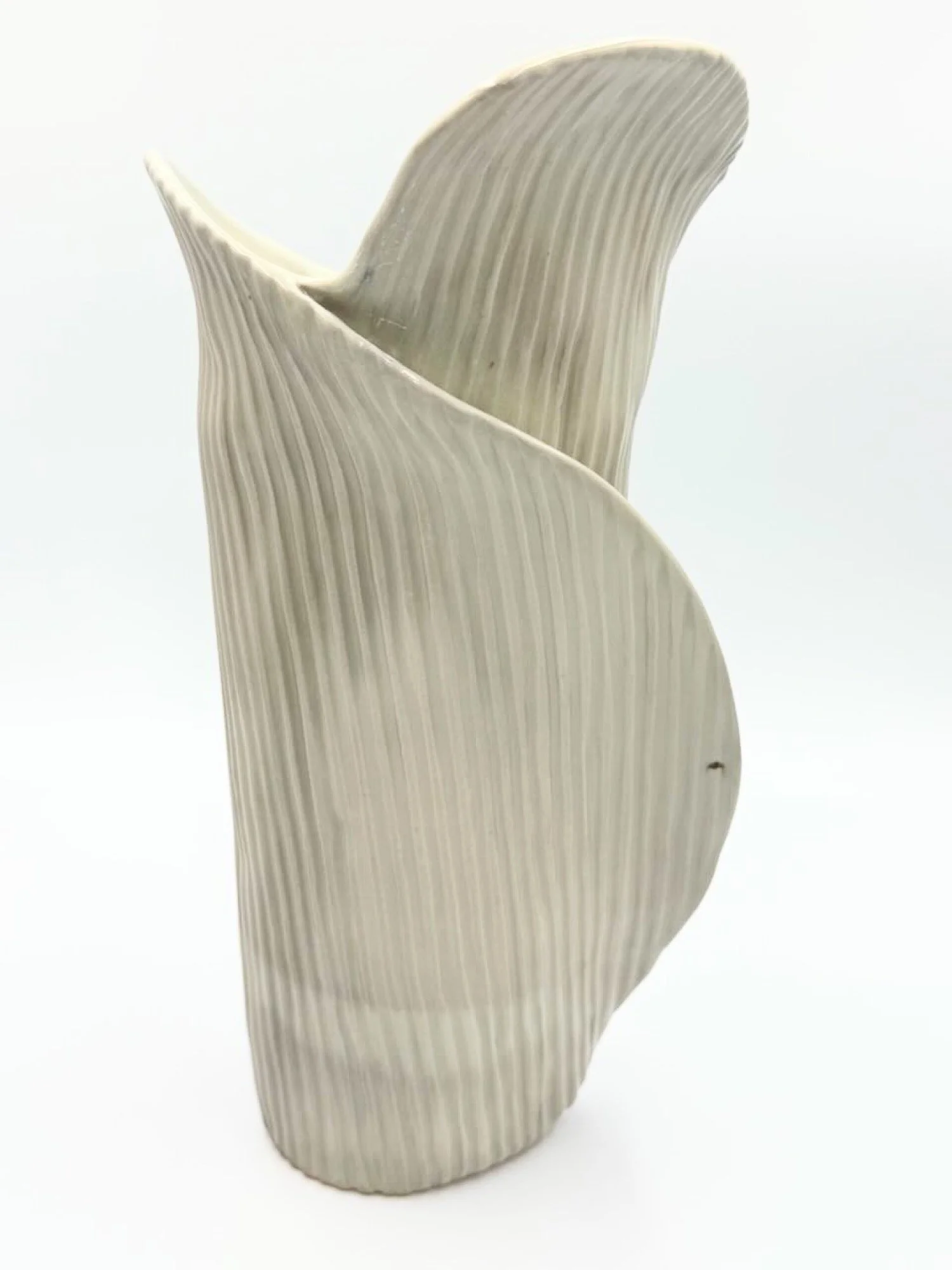 Calla Vase - Nula 05.jpeg