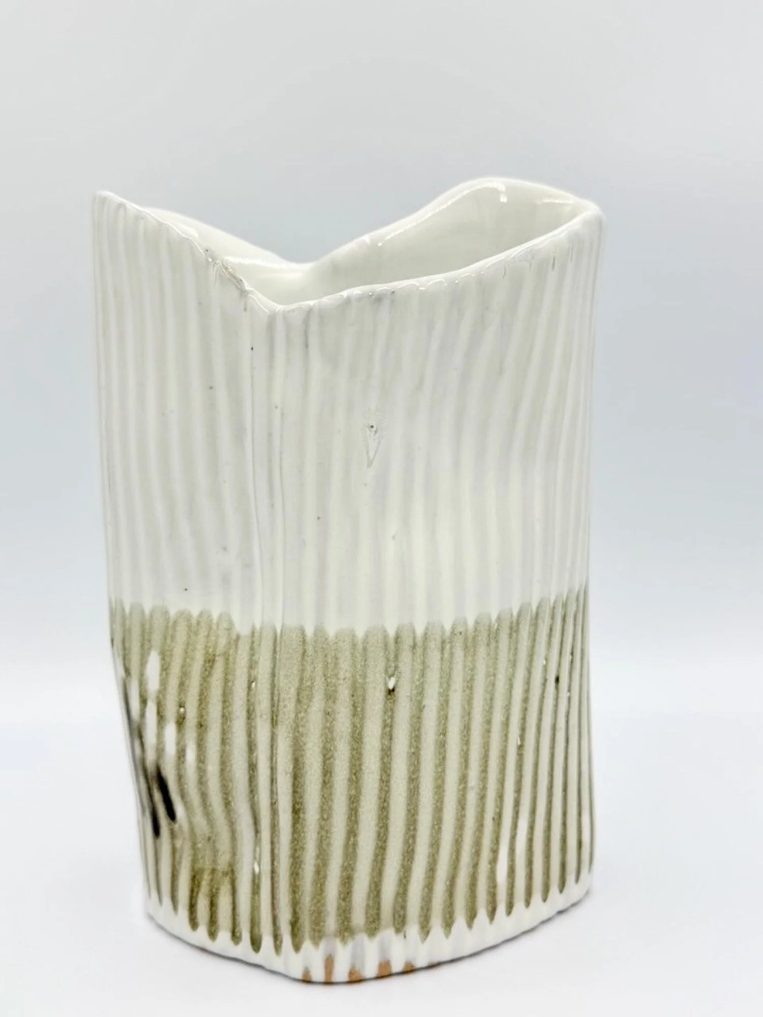 Pillow Vase - Glossy White + Olive 01.jpeg