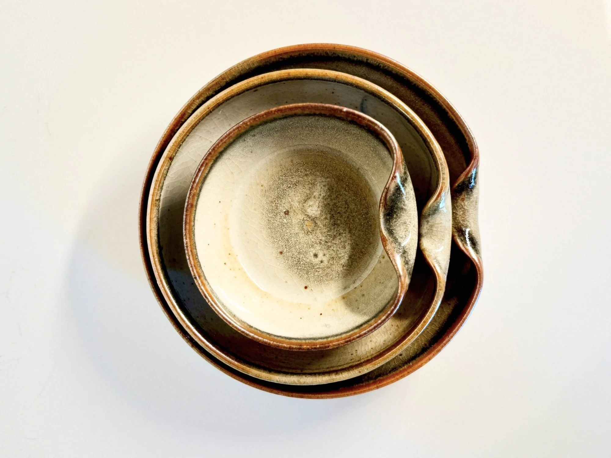 NestingThumbBowls-Shino01 2.JPG