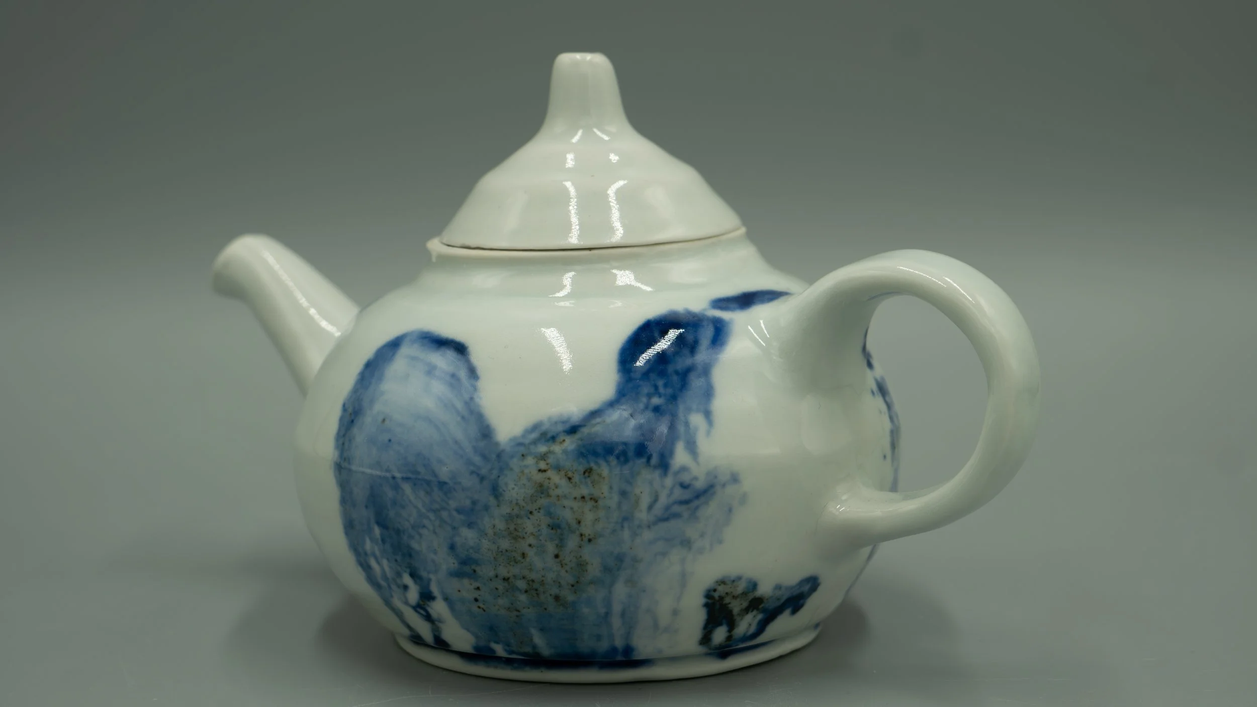 Untitled Teapot I  
stoneware, stain, glaze 
4 × 6 × 4 ½ inches