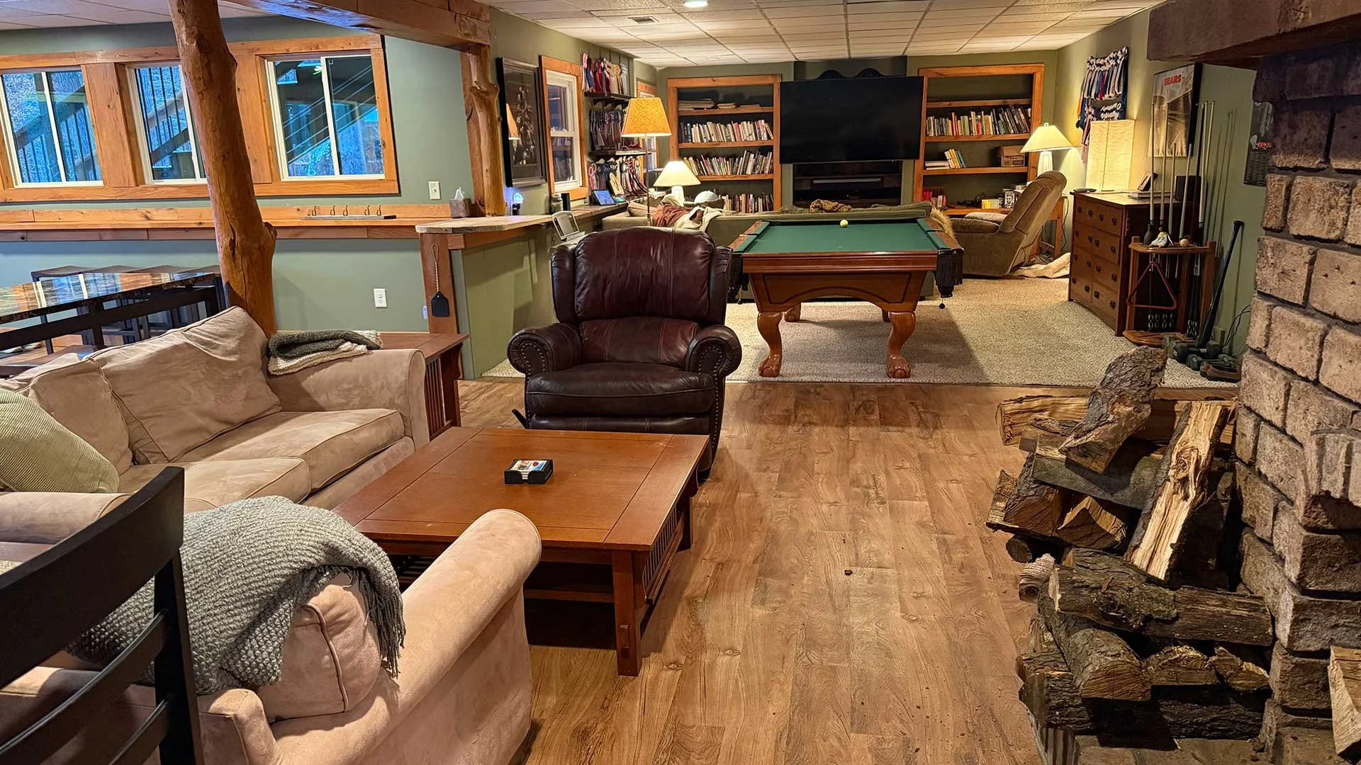 7oaks_ranch_retreat_game_room.jpg