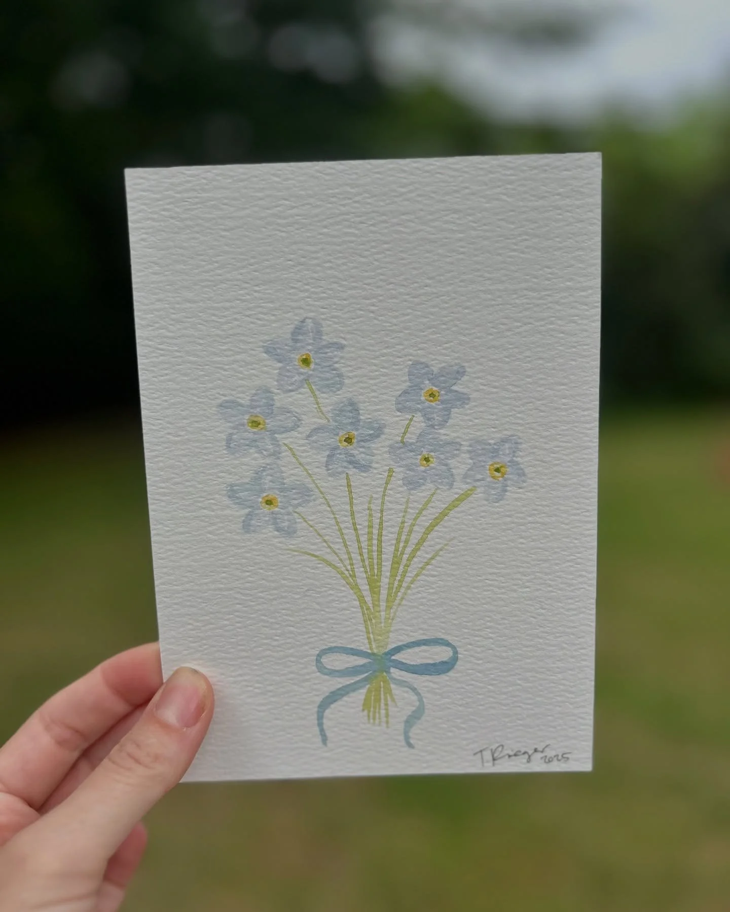 Forget-me-nots so you can remember to sign up for my emails to get the latest scoop on what I&rsquo;m doing! Link in bio!