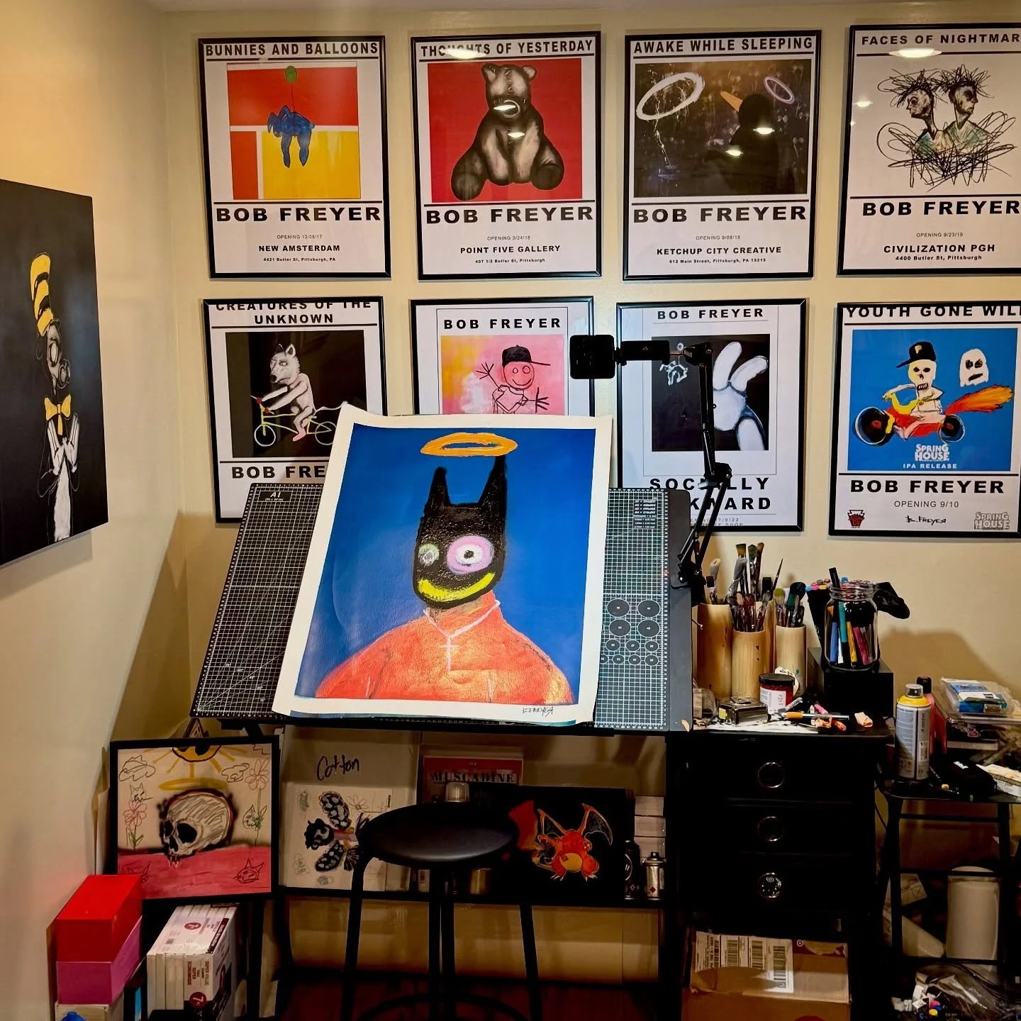 It&rsquo;s not much, but it works. I&rsquo;ve adjusted from having a studio to a workspace now. 
.
.
.
.
#bobfreyer #artspace #contemparyart #outsiderartist #outsiderartist #lowbrow #pittsburghartist #emergingartist #badart