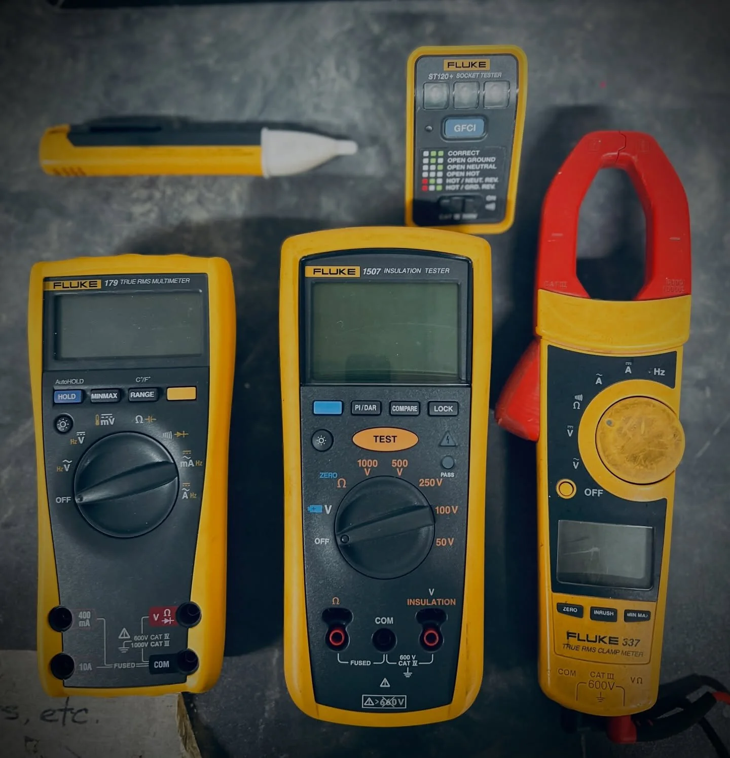 When it comes to our equipment, we don't compromise! That's why we trust @flukecorp ⚡️ - absolute safety and pinpoint accuracy when it matters most! 
.
.
.
.
#electrical #sparky #power #tools #safety