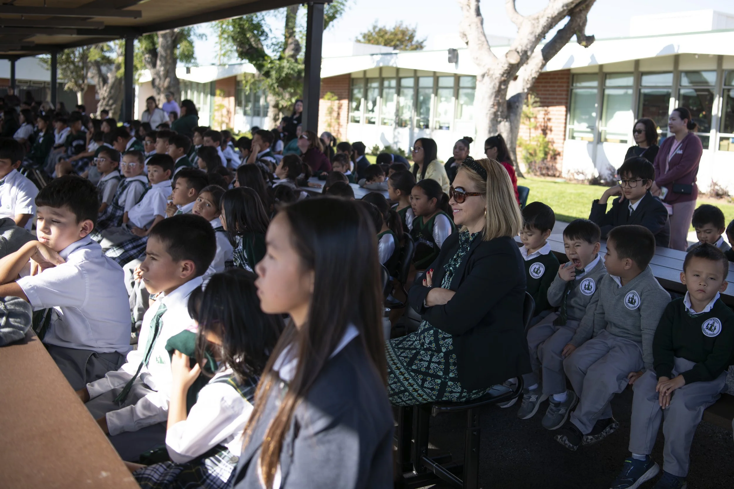 121025 SB-CutRibbon-47.JPG