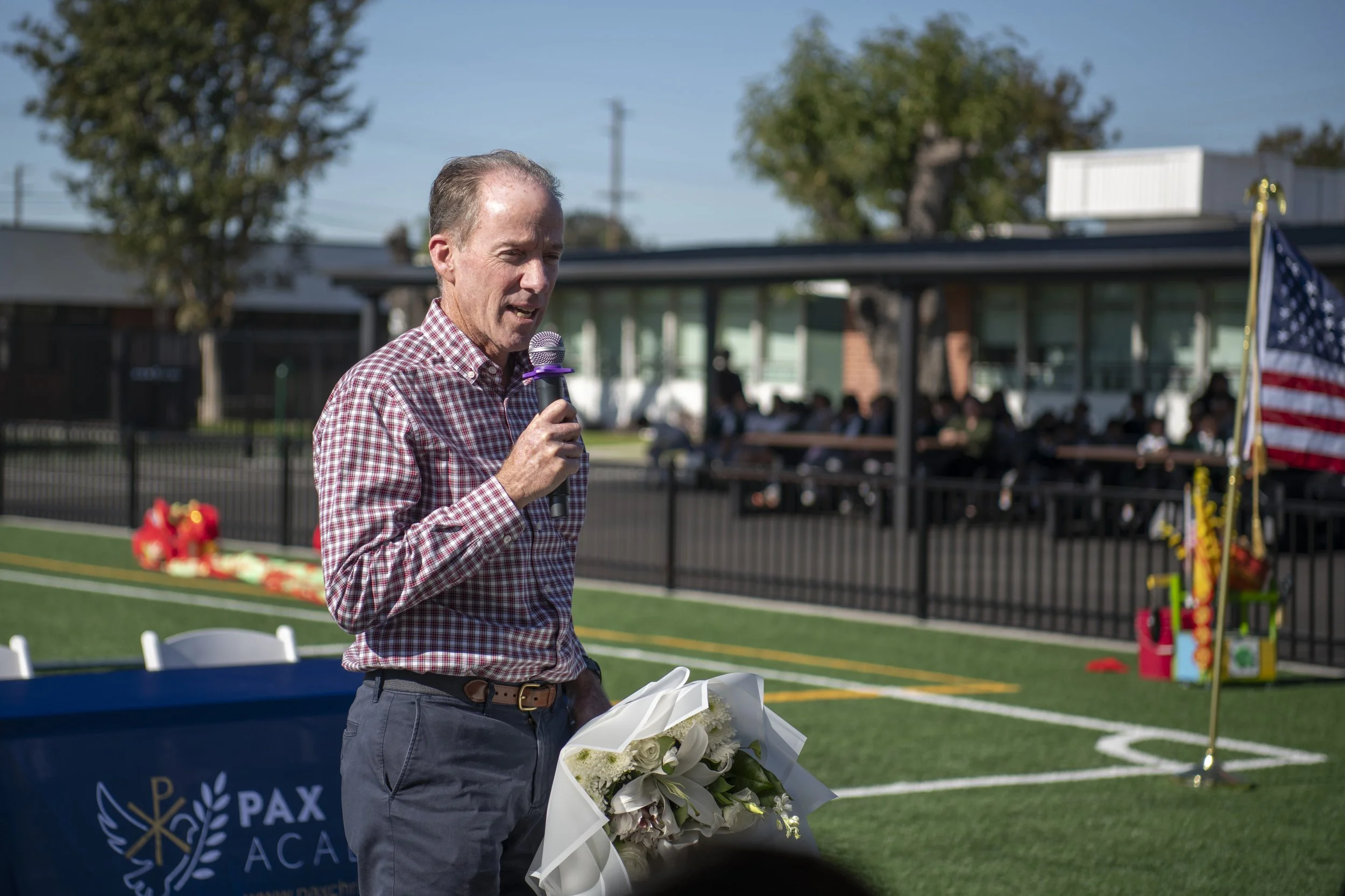 121025 SB-CutRibbon-45.JPG