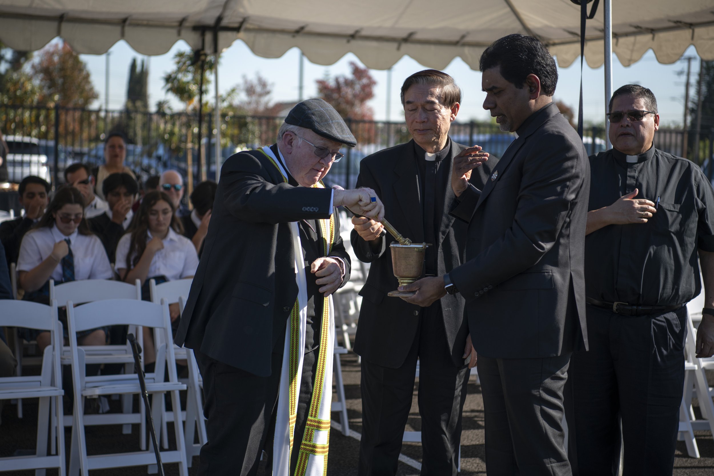 121025 SB-CutRibbon-51.JPG