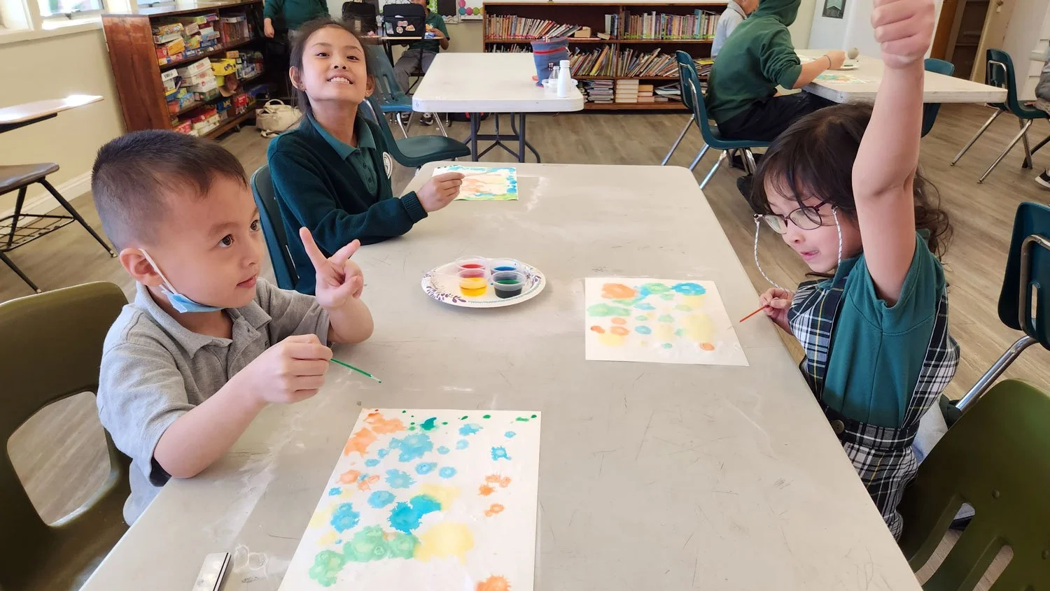 activities-artprogram-1.jpg