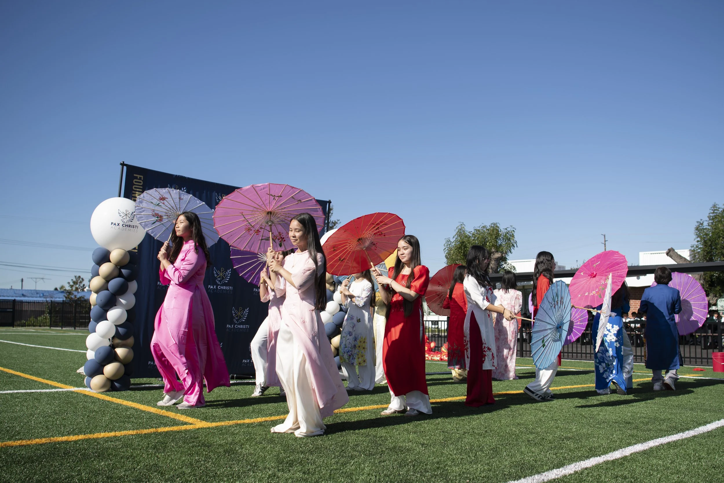 121025 SB-CutRibbon-44.JPG