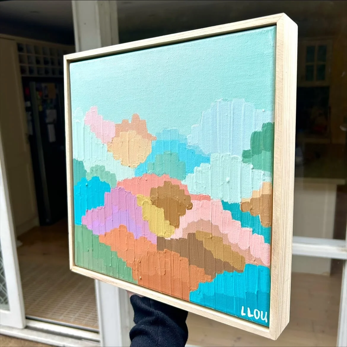 ‘Turquoise Sky’ inspired by the vibrant and fluorescent tones of Spring transitioning into Summer! 🌺 30x30cm mini using a pine timber canvas.