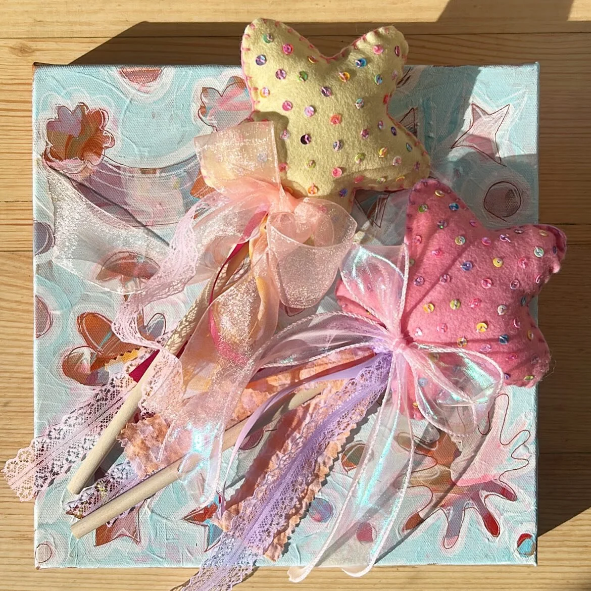 Hmmm&hellip;. I feel like an original artwork by me + a piece of magic from @by.peachyrose, is a pretty fricken perfect pair 😉🧚&zwj;♀️✨