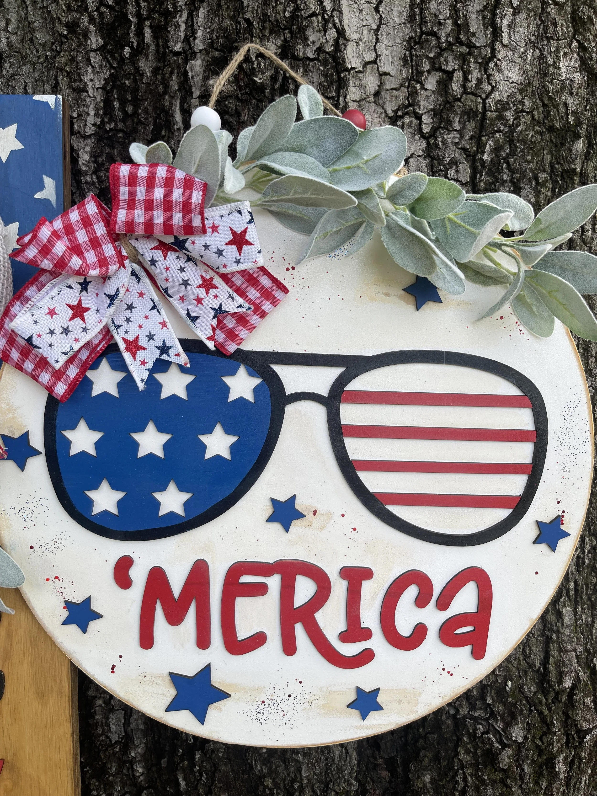 😎 ‘Merica Shades Patriotic Door Hanger 🇺🇸