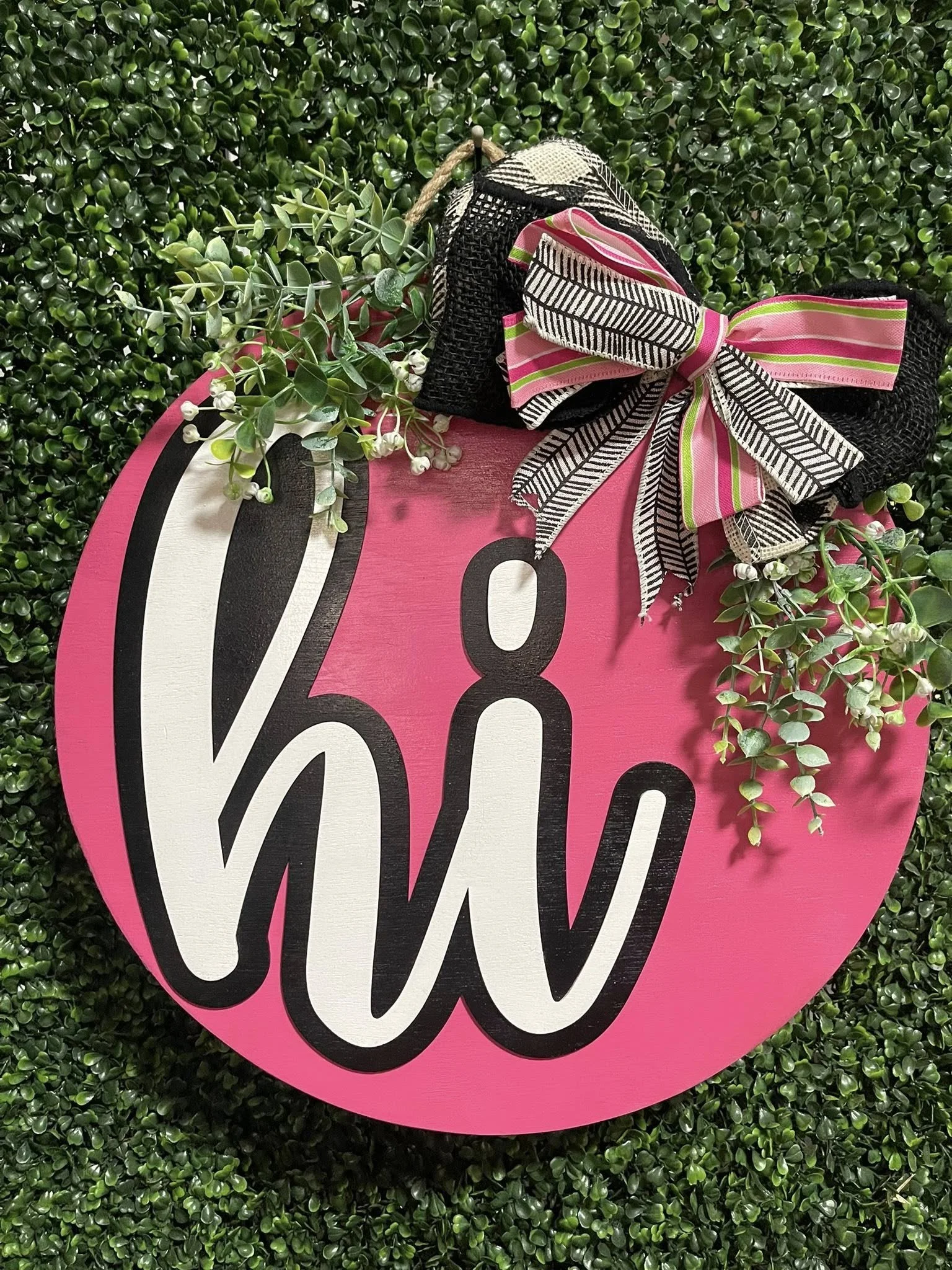 Hot Pink “Hi” Door Hanger