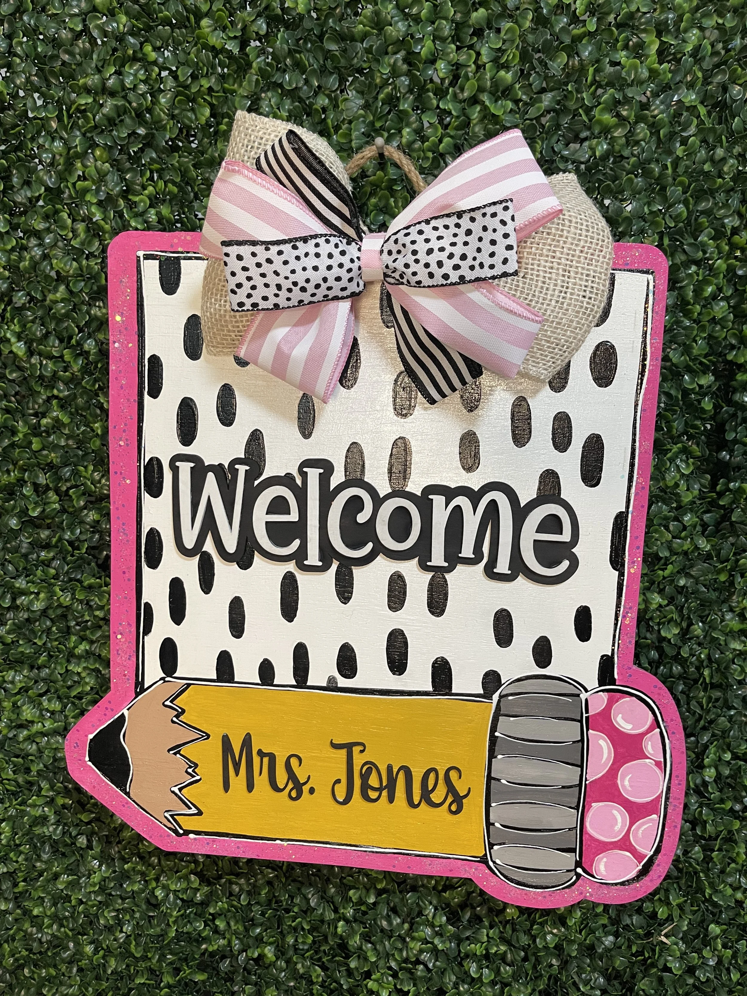 ✏️Personalized Teacher Pencil Door Hanger✏️