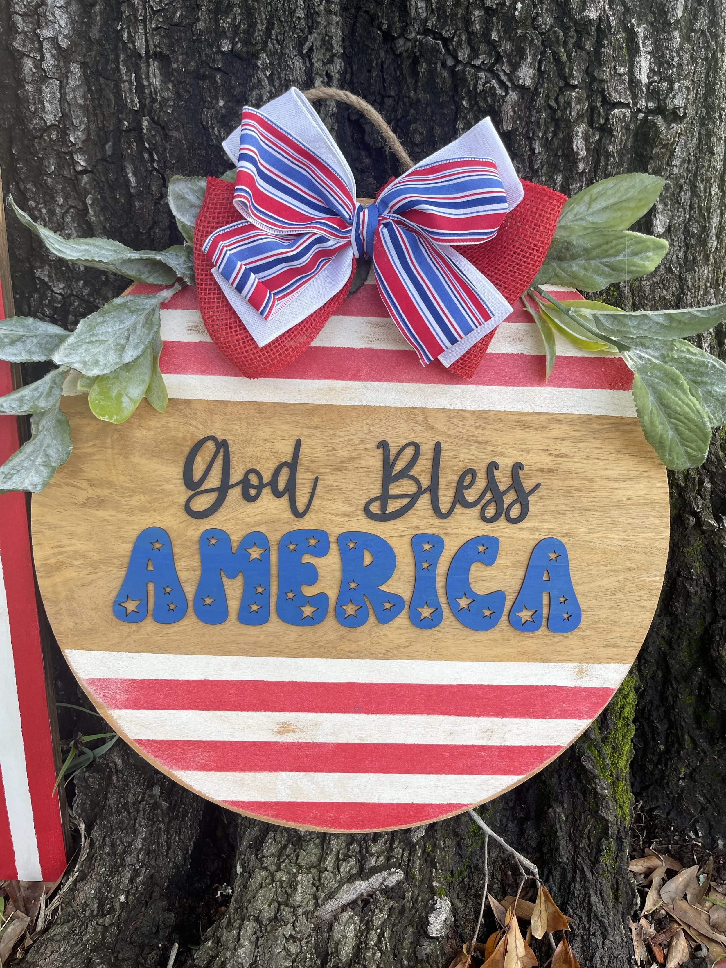 🇺🇸 God Bless America Patriotic Door Hanger