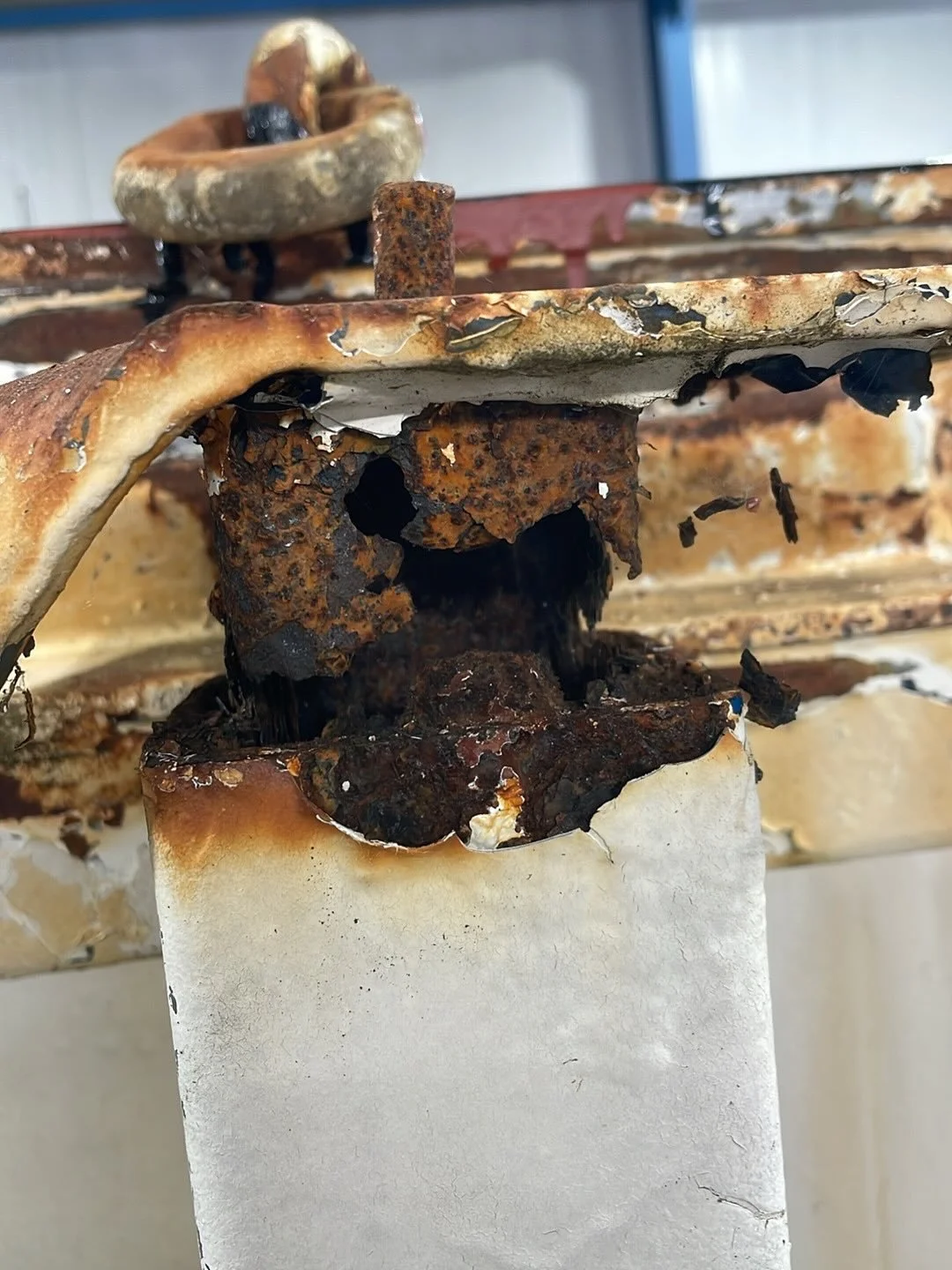 Few rusty bits repaired on a portable building 🧑&zwj;🏭👍

#welding #migwelding #ukwelders