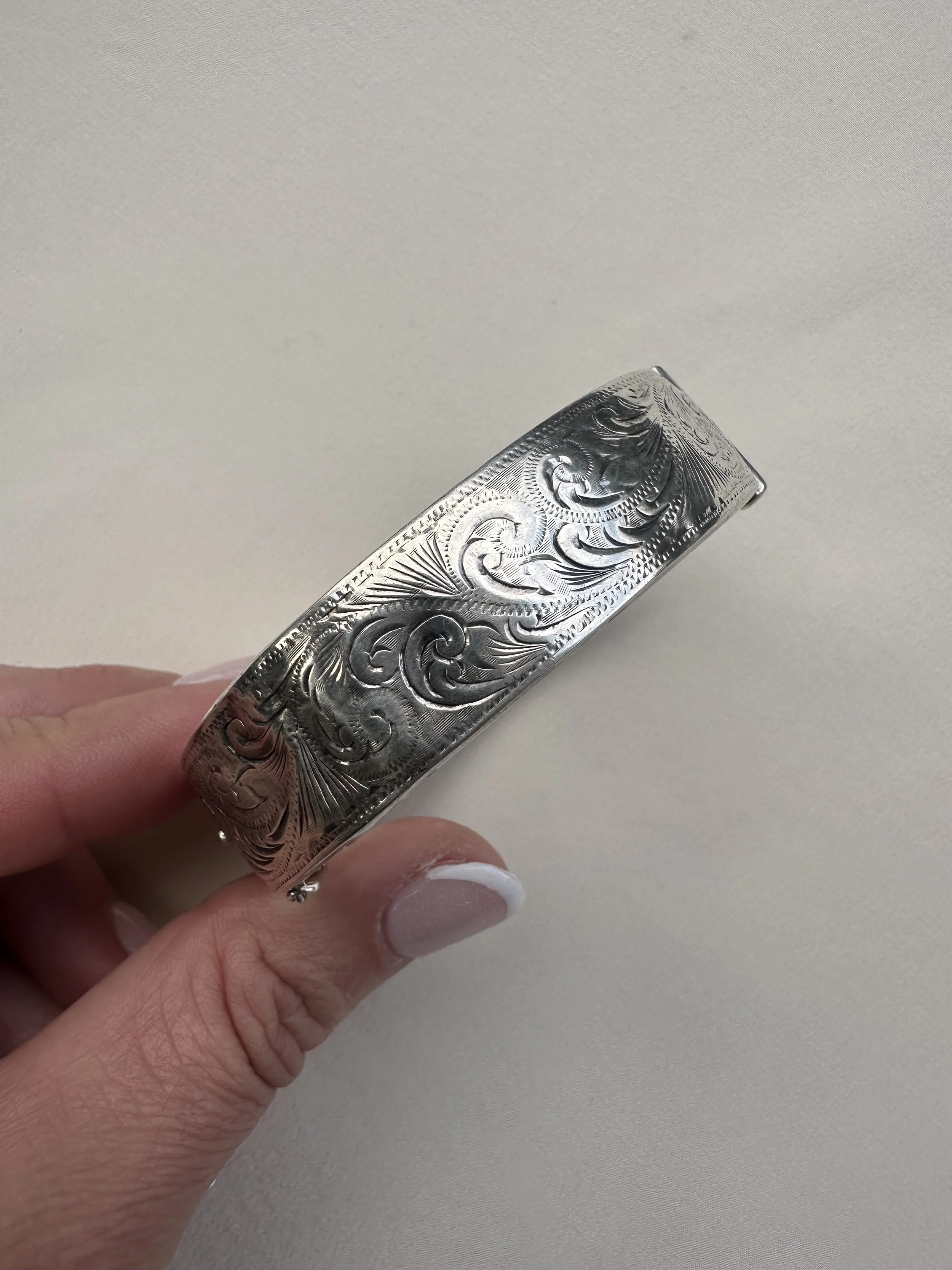 1959 Birmingham sterling silver bangle