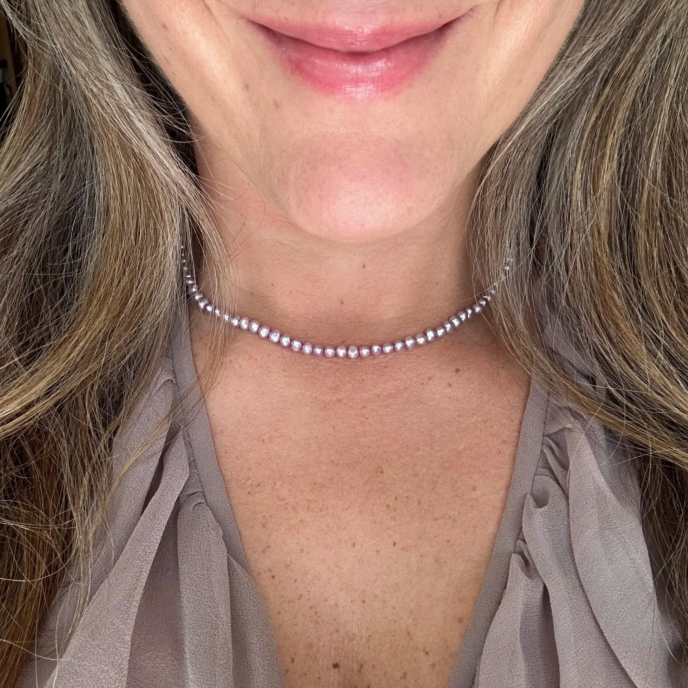 Vintage violet pearl necklace