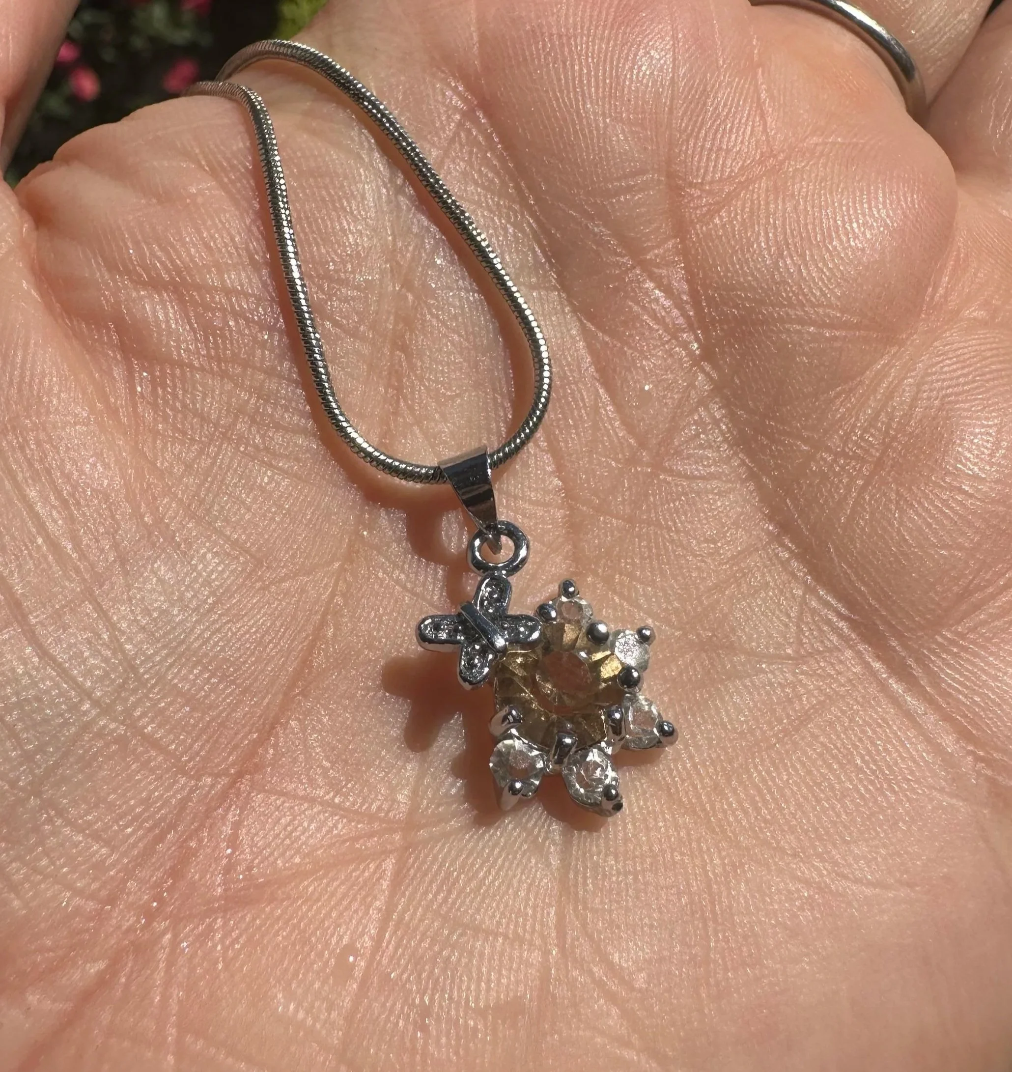 Vintage 18KWGP chain + gem set pendant