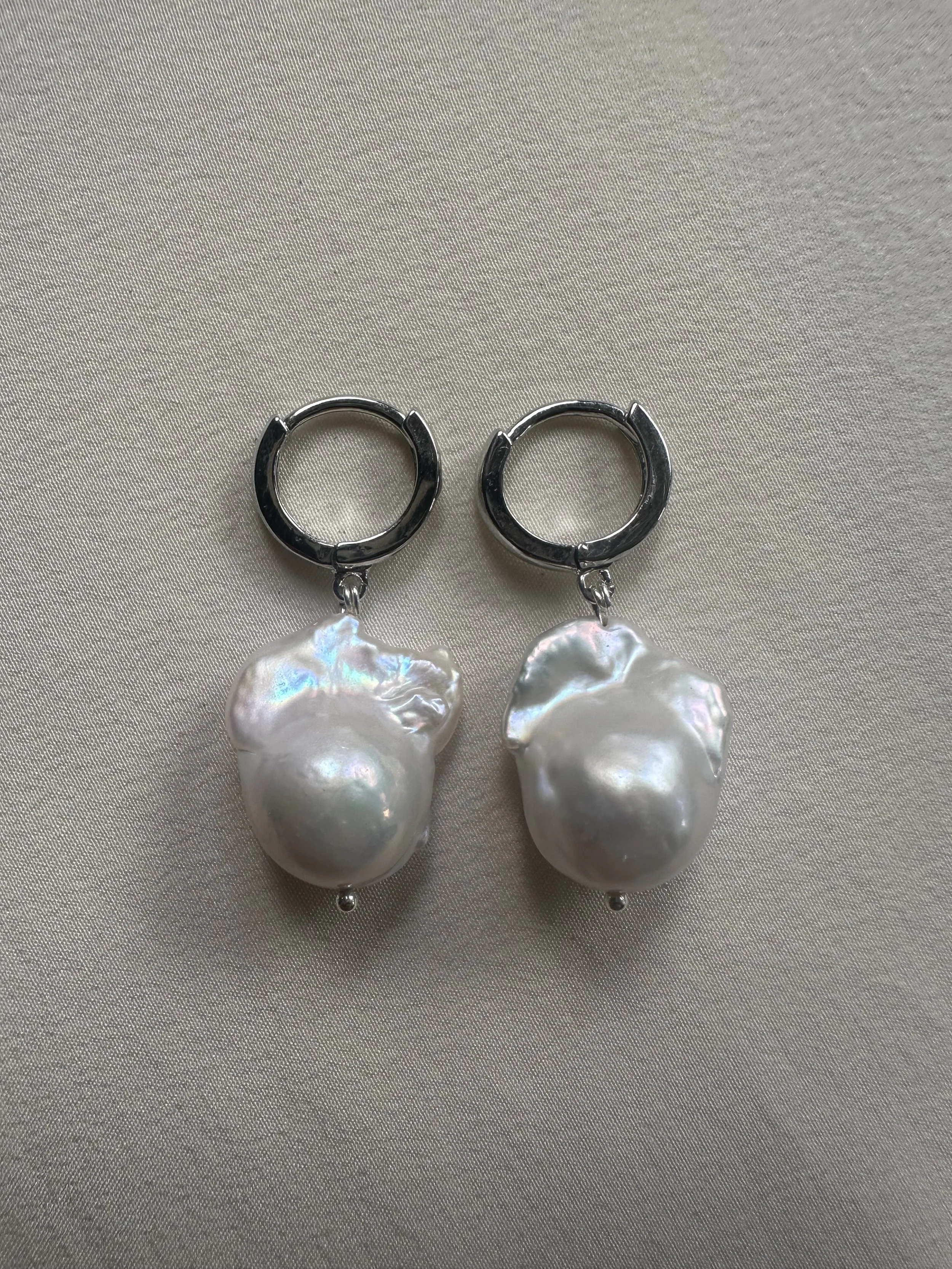 Baroque pearl white gold filled huggies