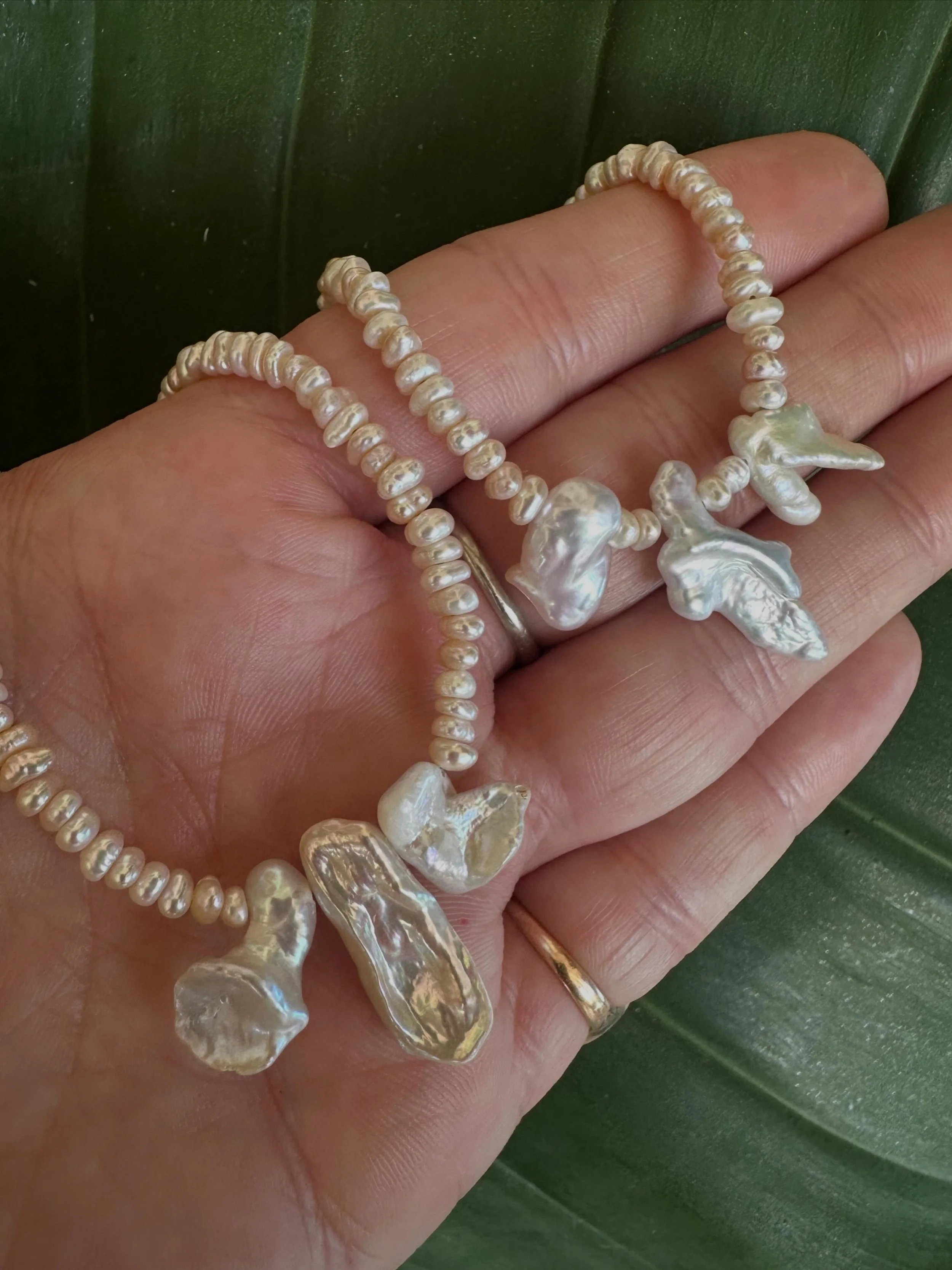 Seaweed keshi pearls
