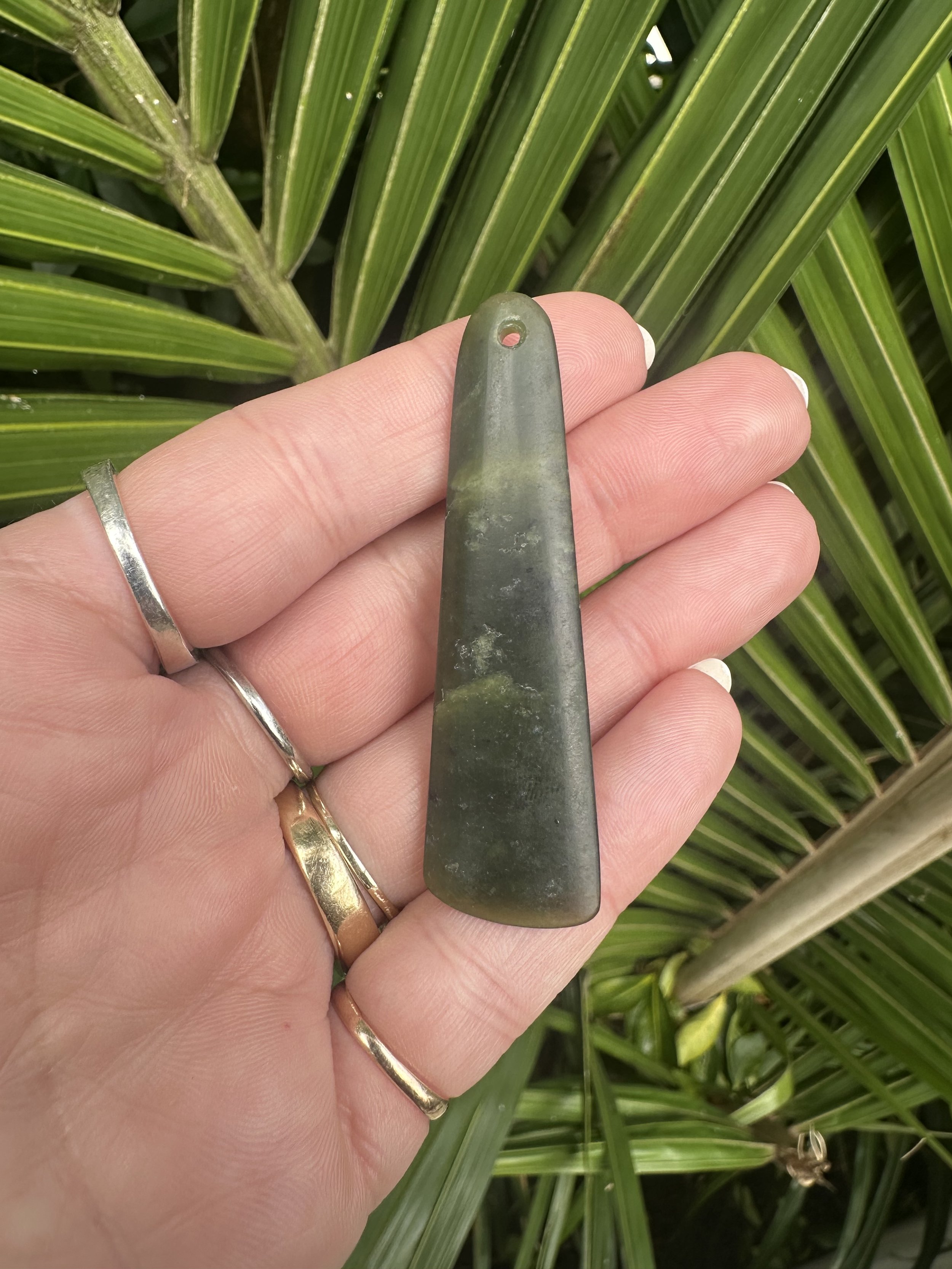 Vintage kawakawa pounamu / greenstone toki
