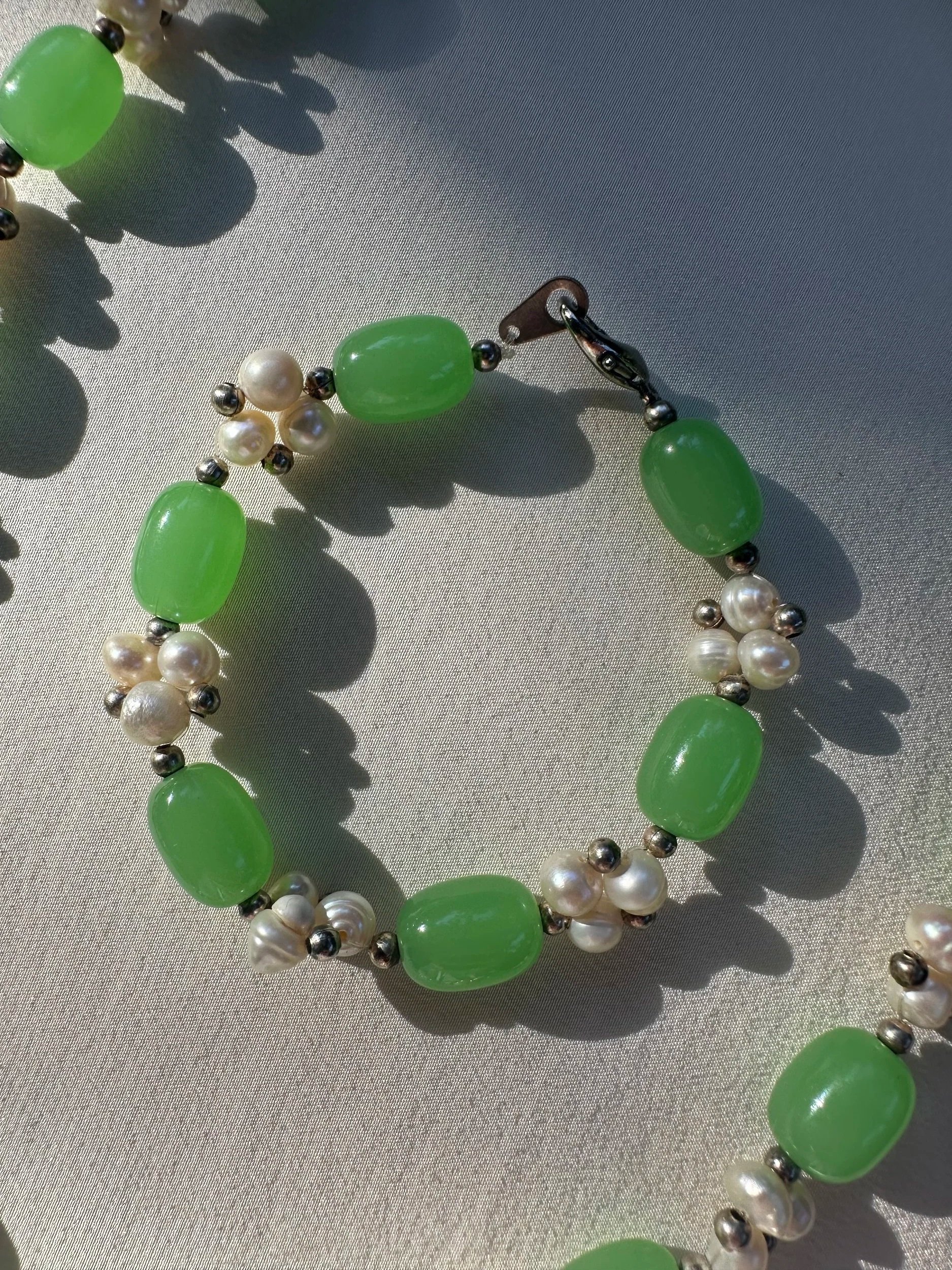 Vintage chrysoprase and pearl bracelet