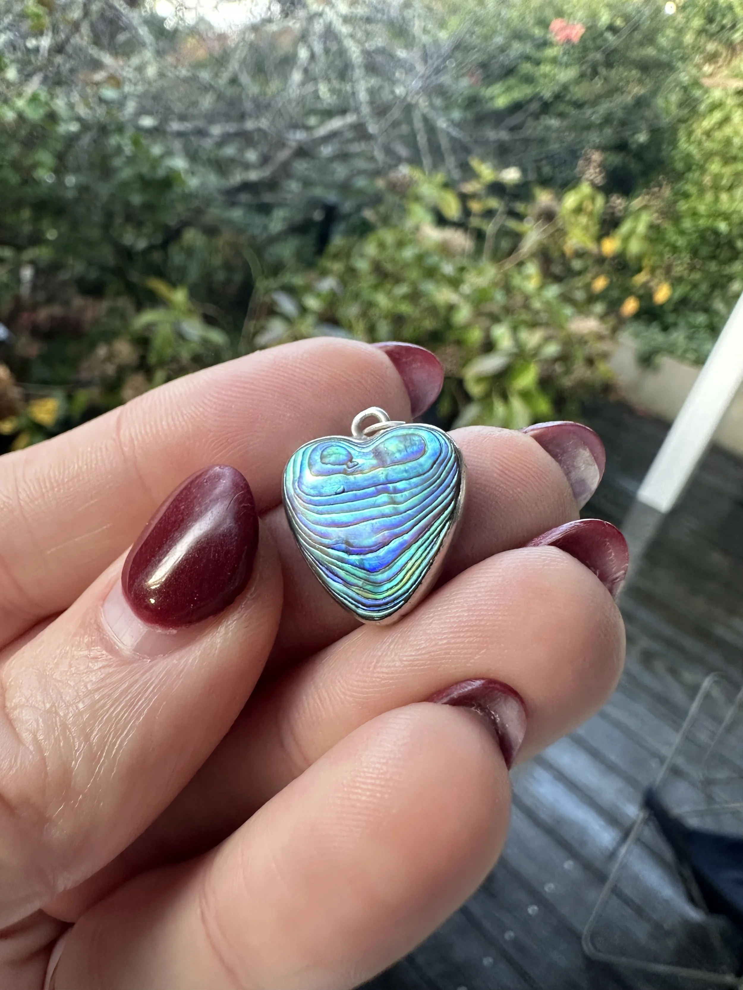 Vintage pāua 925 heart pendant