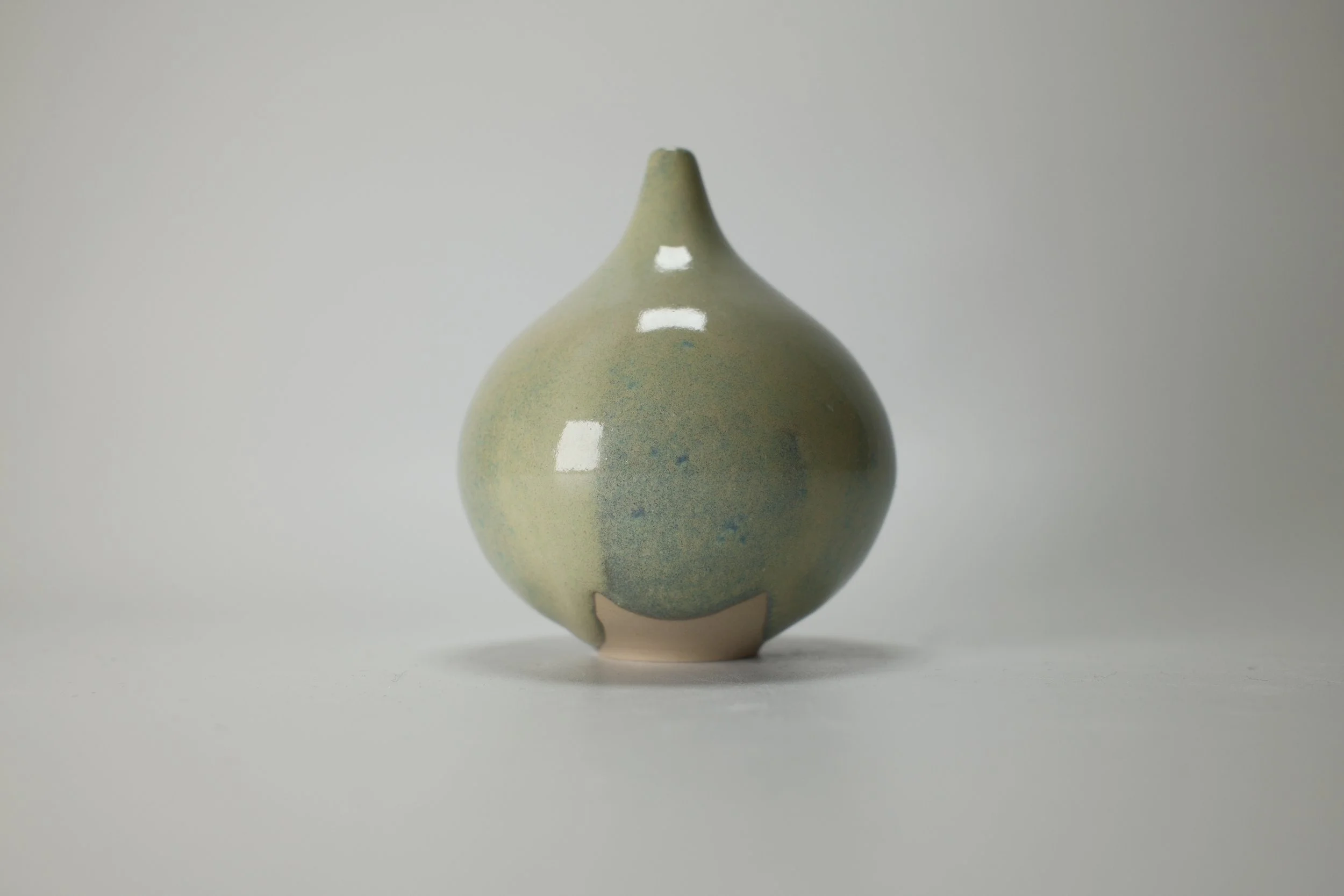 Soft Bulb Vase No. 25