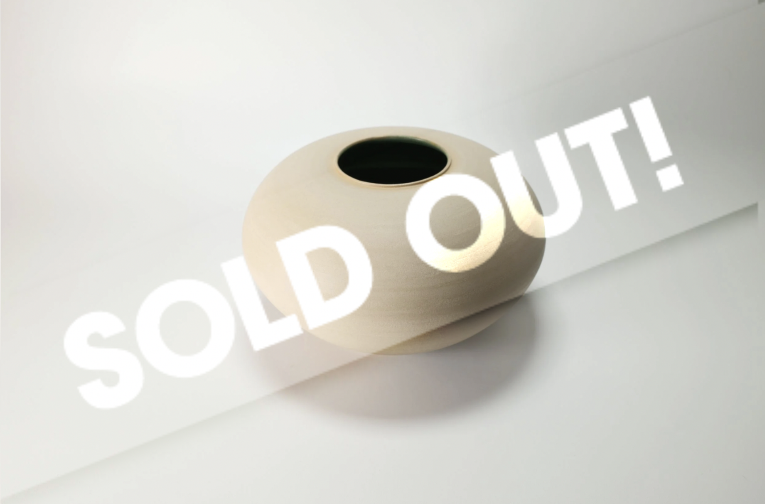 Low Belly Vase No. 16