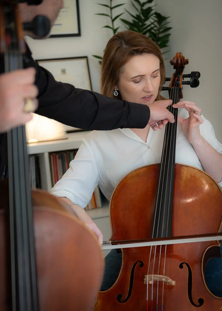  quiet moment of focus during a cello lesson at The Music Garden. Whether you’re picking up the cello for the first time or returning after a break, we create a supportive space to help you grow at your own pace.