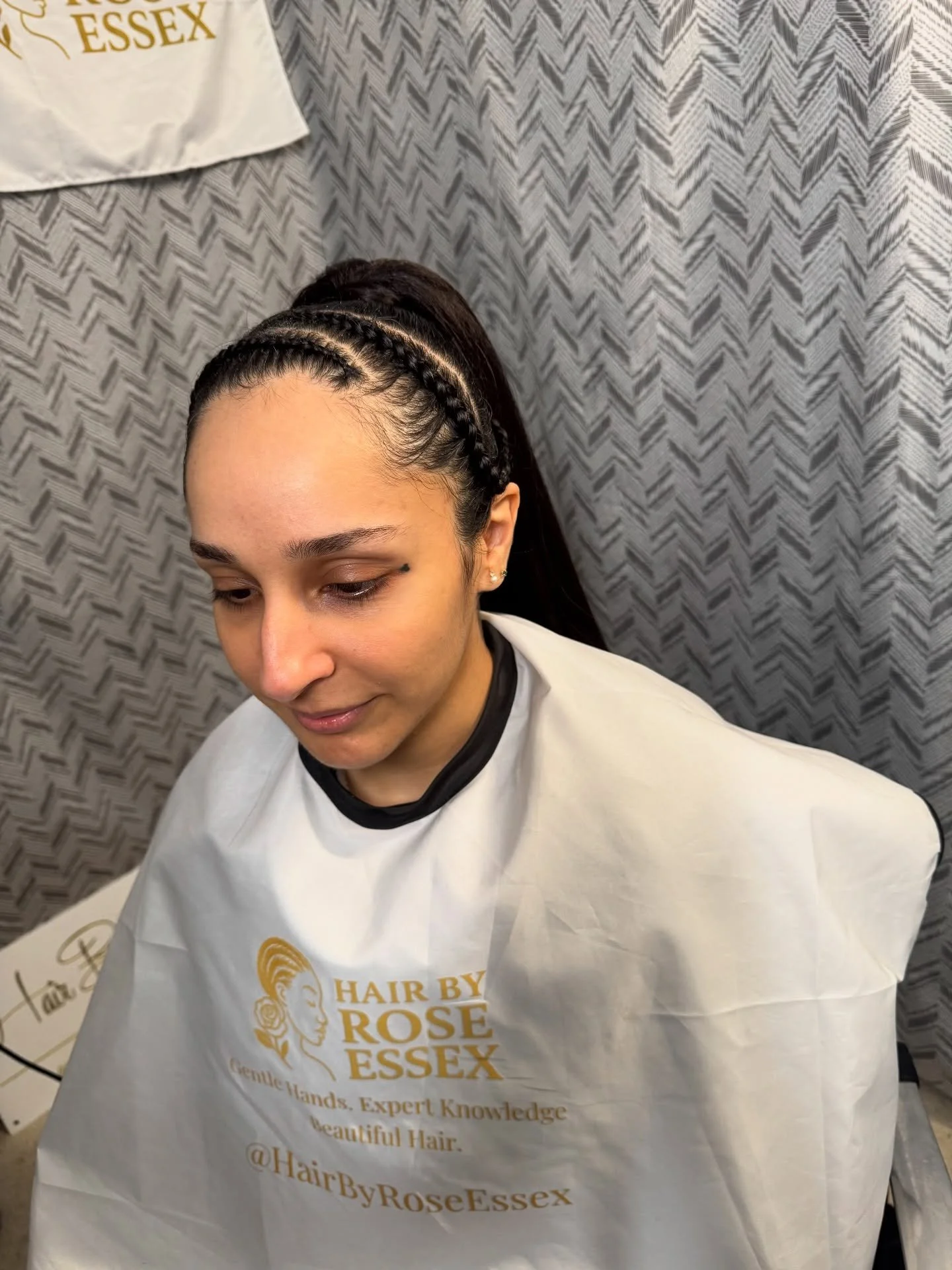 Sleek stitch braids with removable ponytail

#stitchbraids #chelmsford #braintree