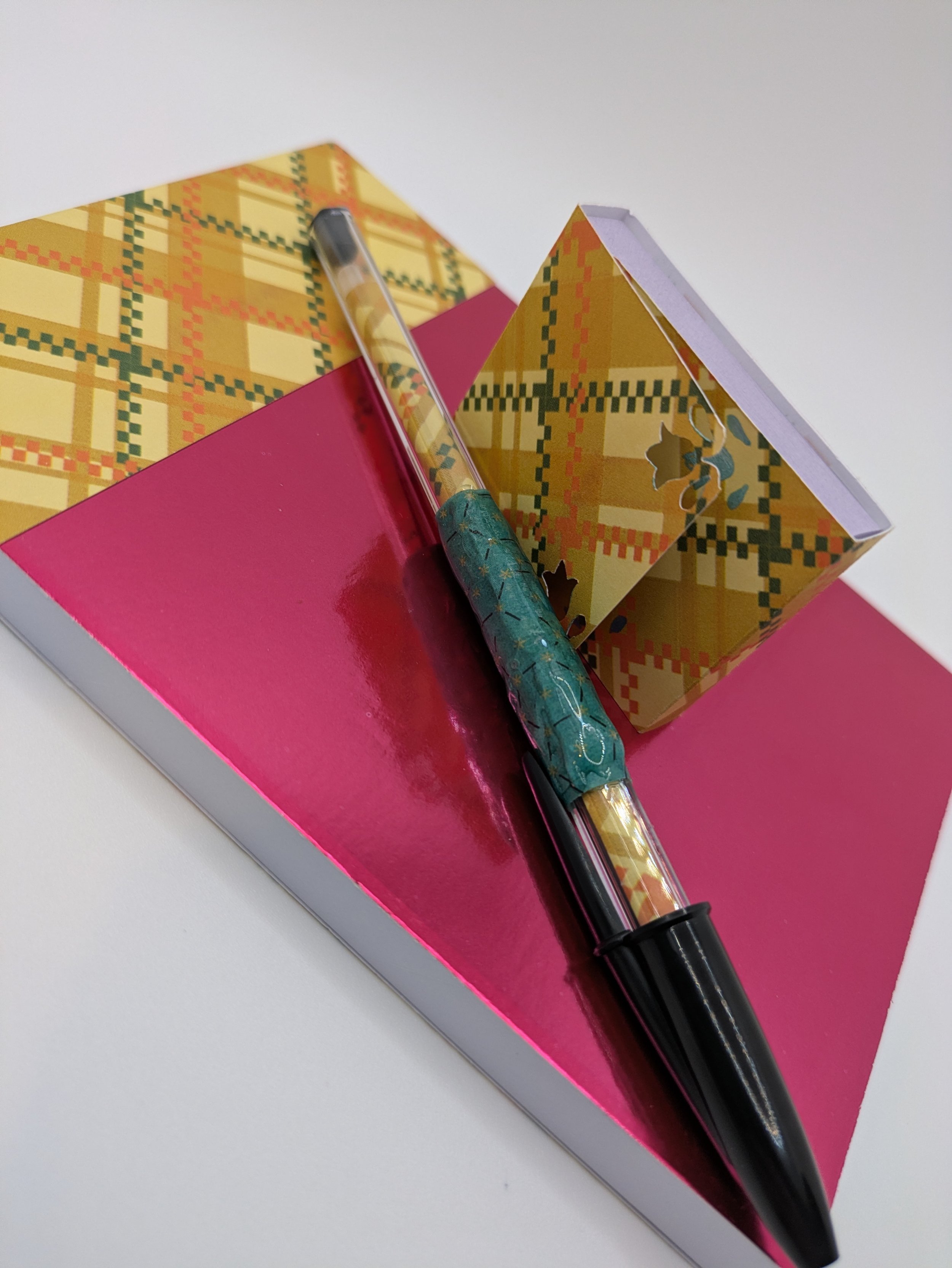 Notebook set yellow tartan & sticky red mirror back.jpg