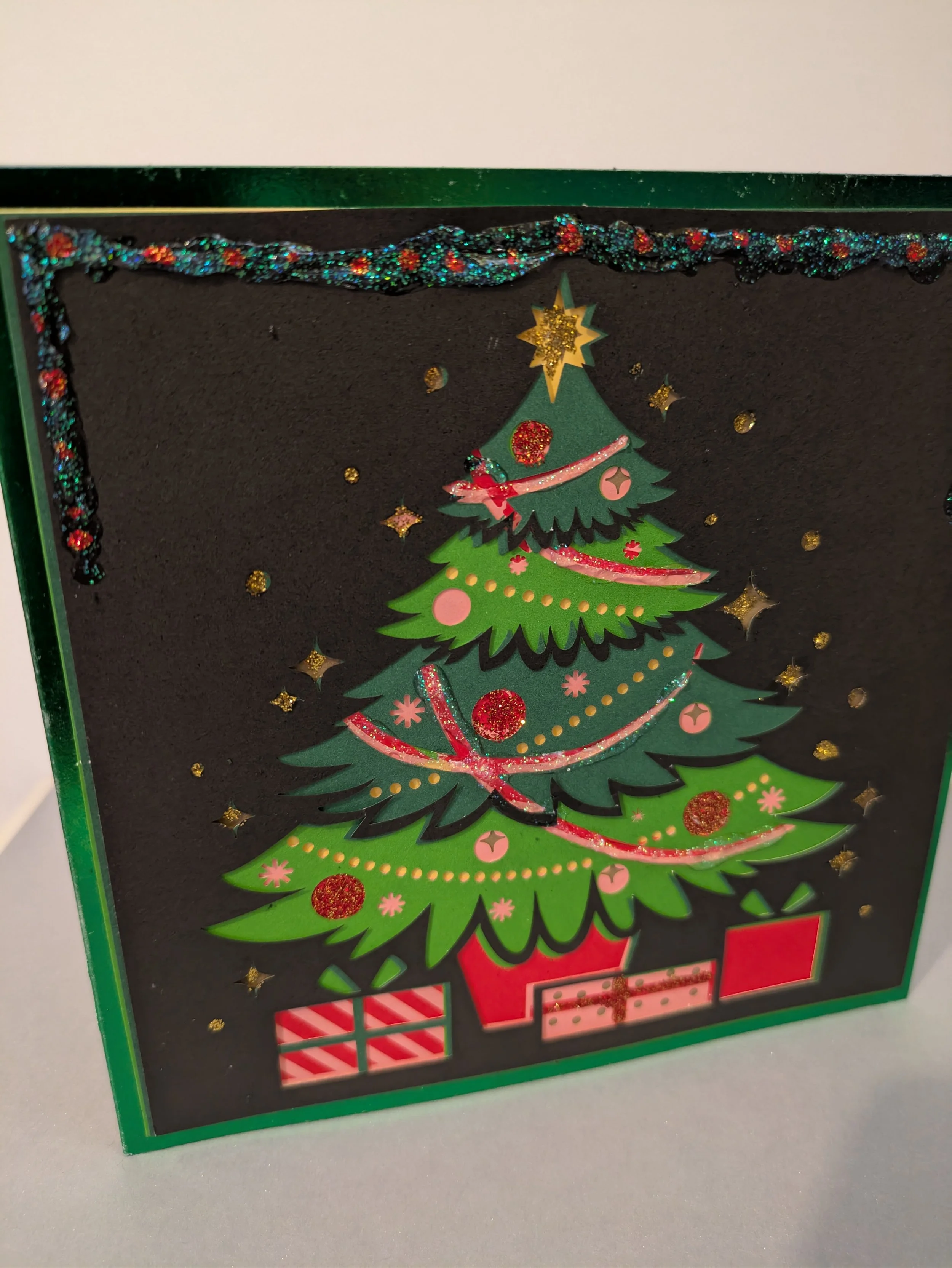 Layered christmas tree presents glitter5.jpg