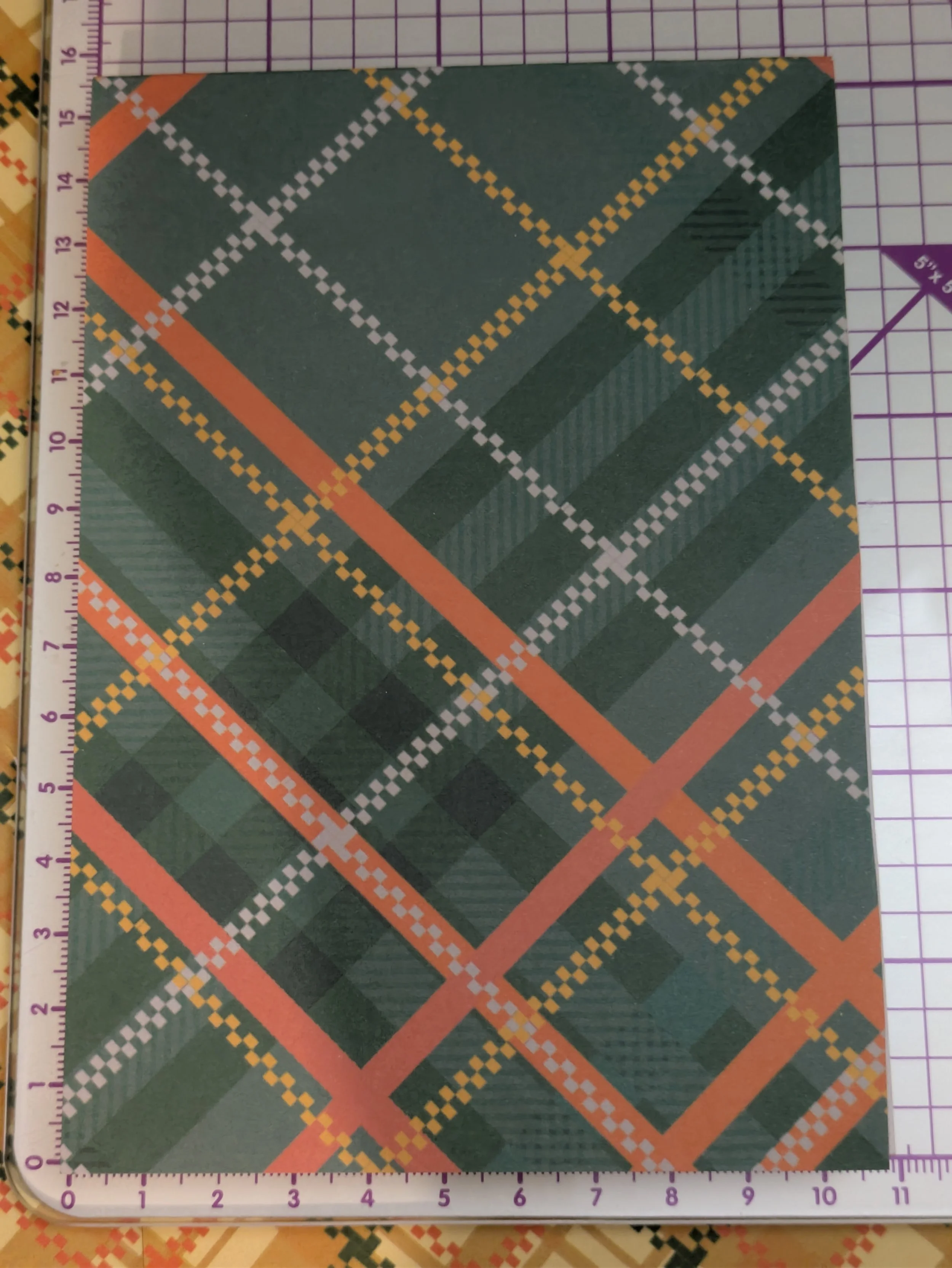 Notepad A6 Green plaid.jpg