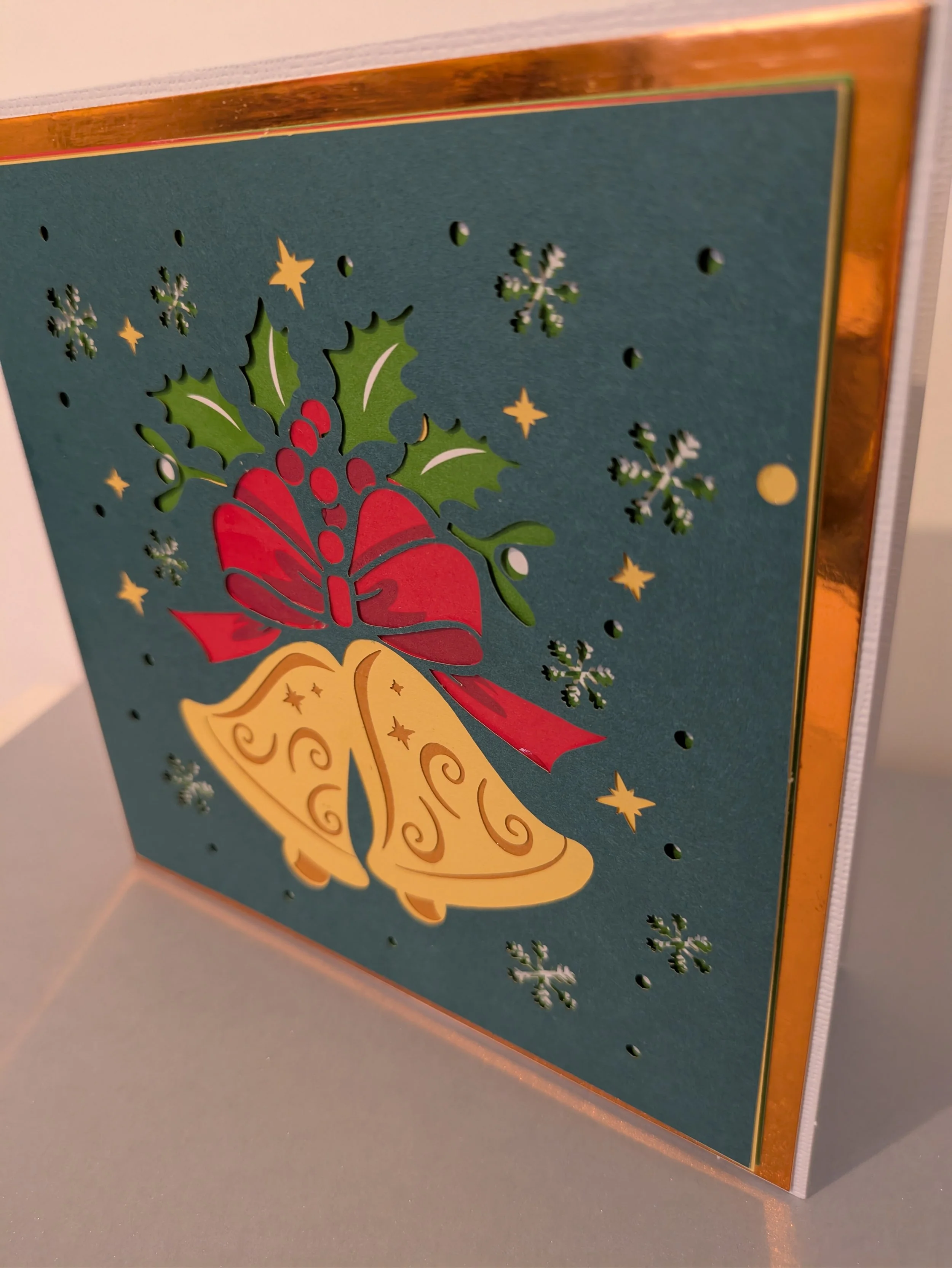 Xmas bells layered with bow 2.jpg