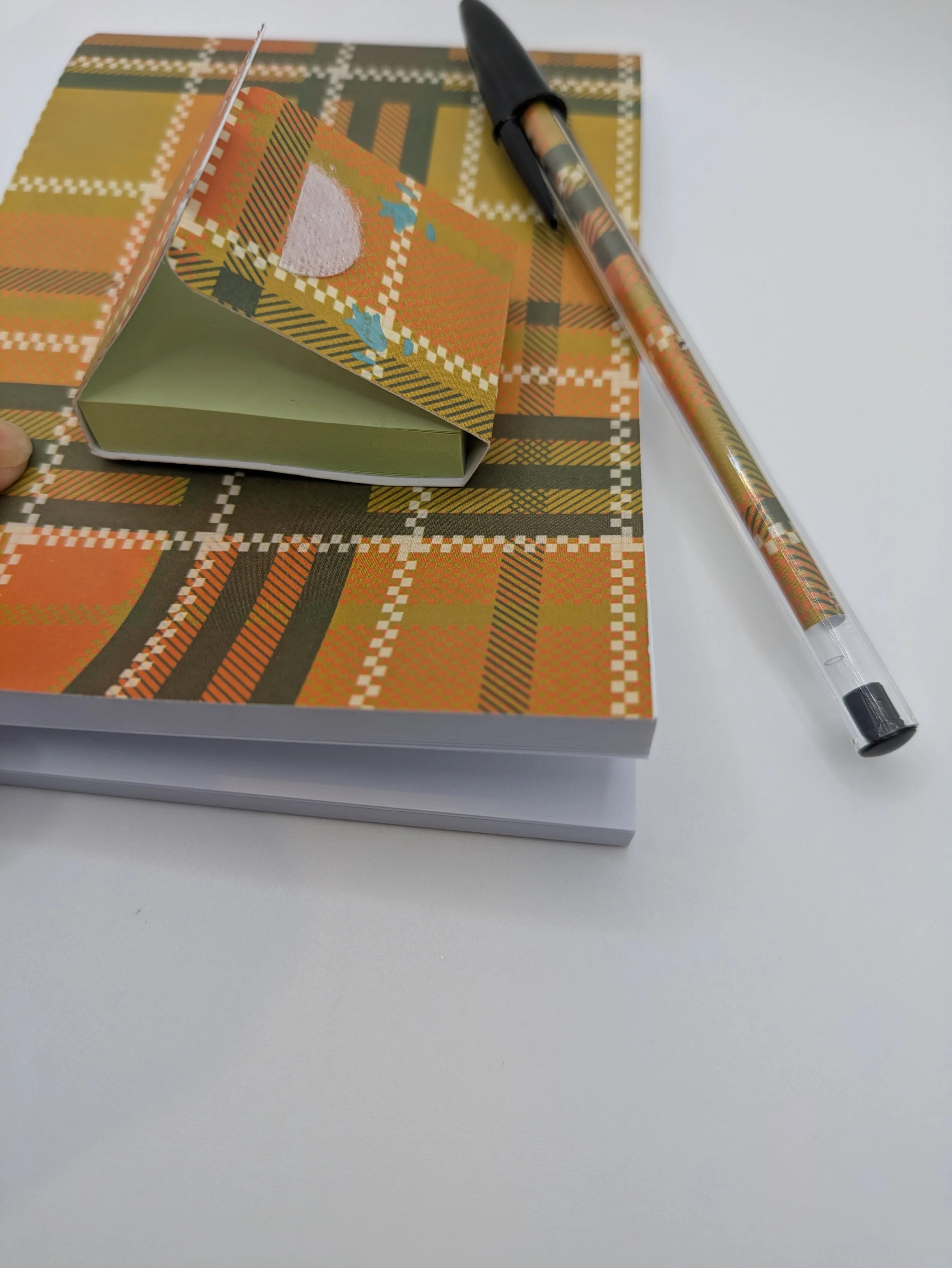 Notebook set orange tartan & sticky w pen.jpg